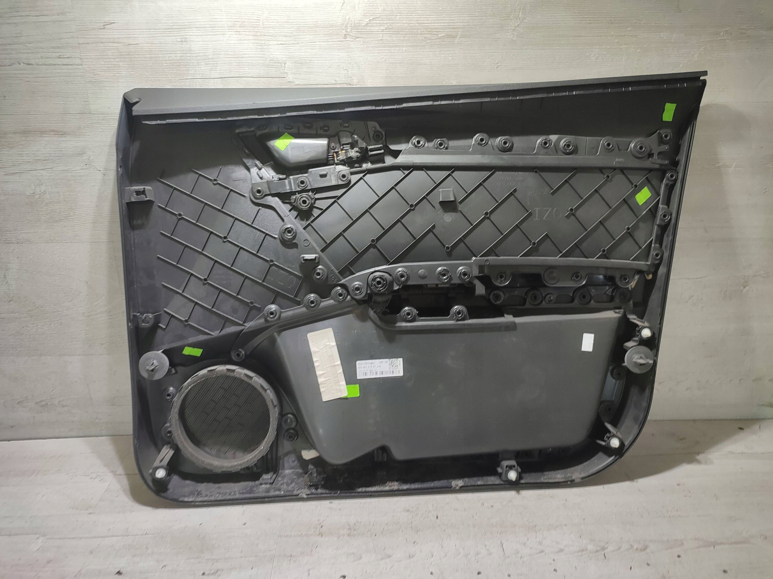 Seat Arona 2019 front left side side door przednich