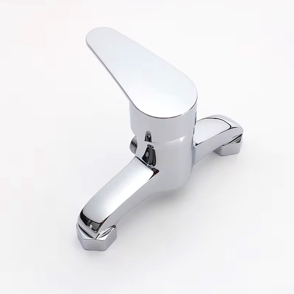 BATERIA PRYSZNICOWA NATRYSKOWA ŁAZIENKOWA NAŚCIENNA KRAN DO KABINY PRYSZNIC Kolor srebrny