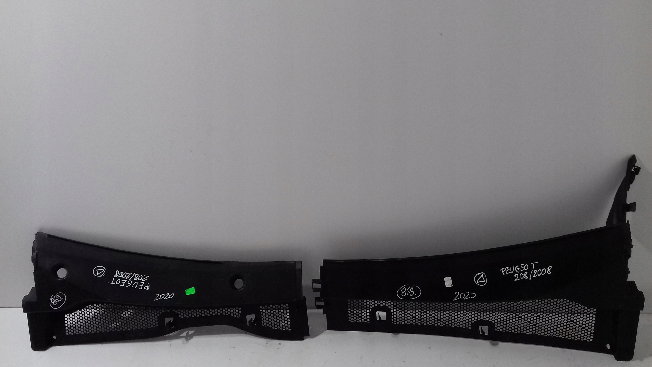 PEUGEOT 208 2008 II torpedo upper right left KPL