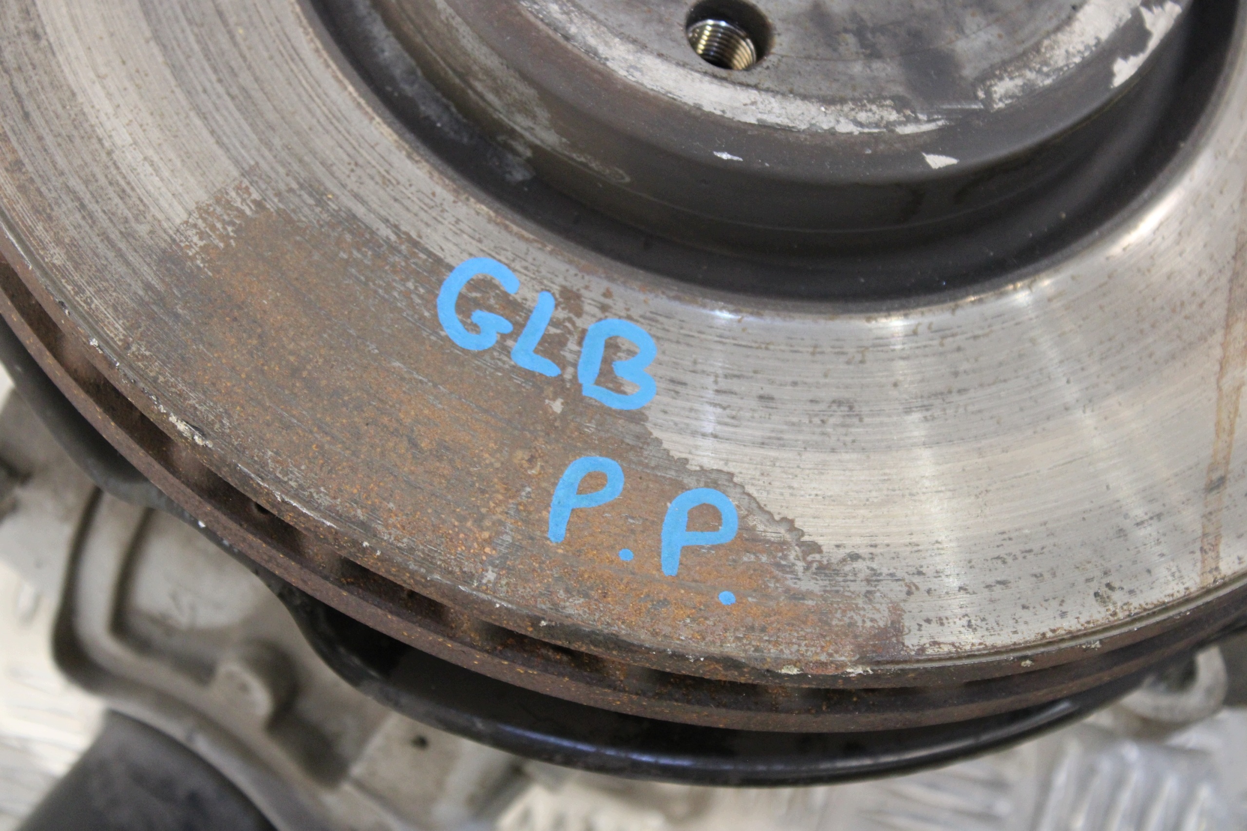 swing McPherson shock absorber right front MERCEDES GLB X247