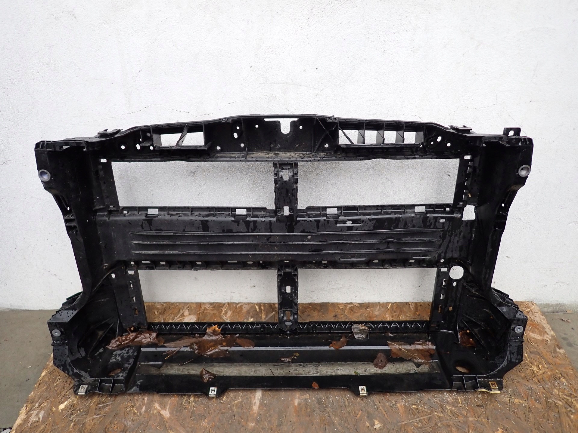 support panel for radiators pillar iron FORD FOCUS MK4 18