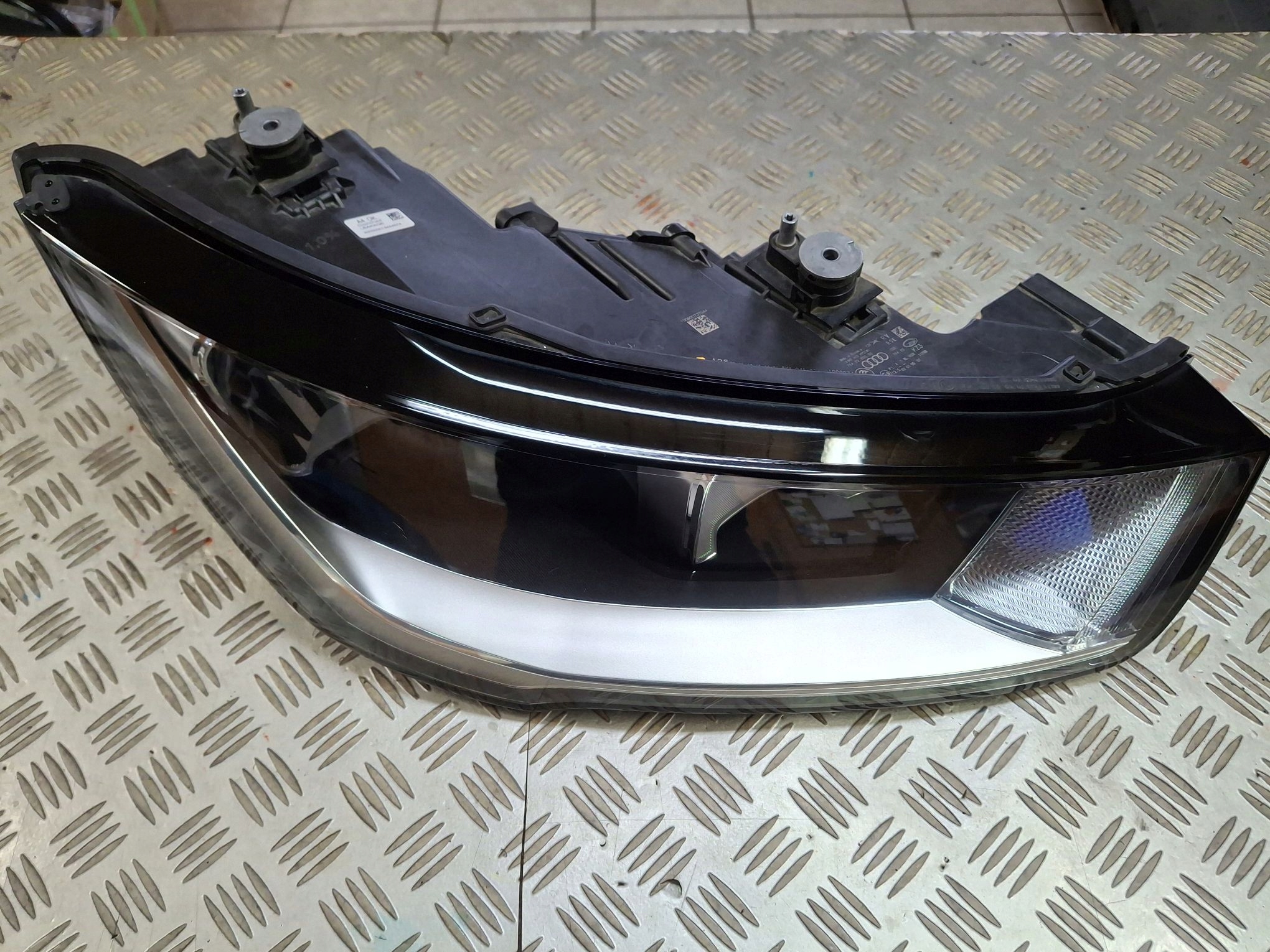 light right front AUDI A1 LIFT 2014R-> 8XA941004 EUROPA