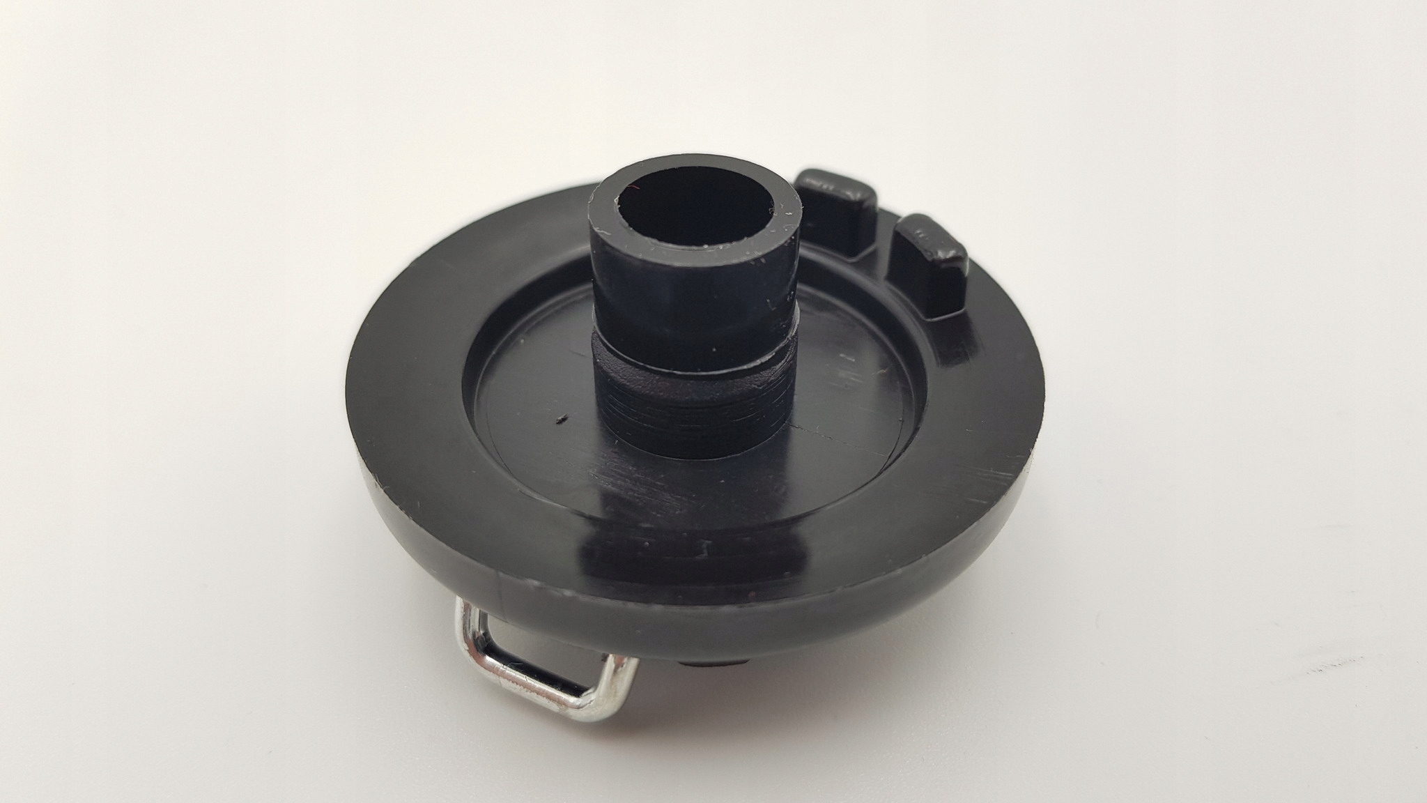 Kapsel CZARNY, spinka, blokada do kółek pompowanych, do kół z ŁOŻYSKAMI Kod producenta kapsel czarny