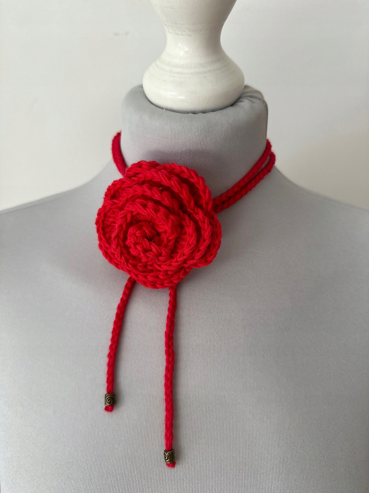 Choker růže červená handmade