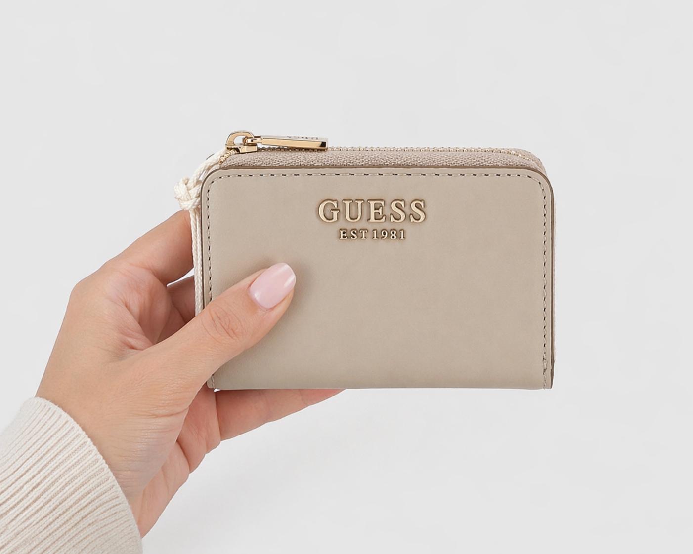 Guess Béžová Peněženka S Logem Na Zip Zlaté Kování 12x7,5x2 Gga