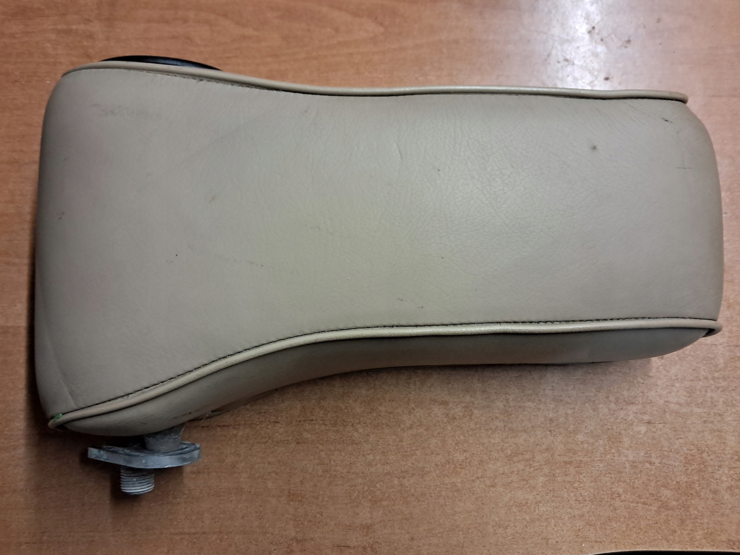 bracciolo MERCEDES W123 W126 1269707230