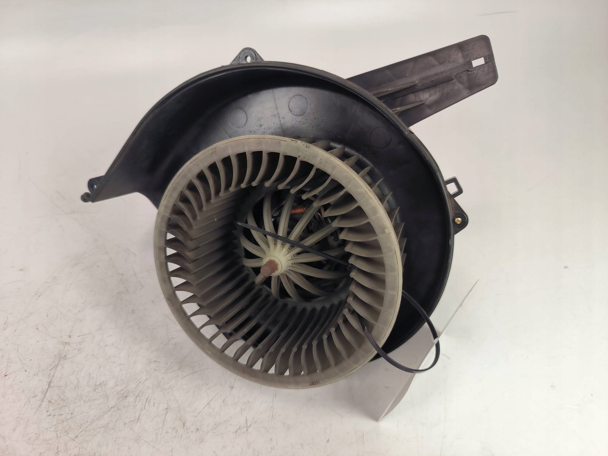 fan cab 6Q1819015E VOLKSWAGEN POLO IV