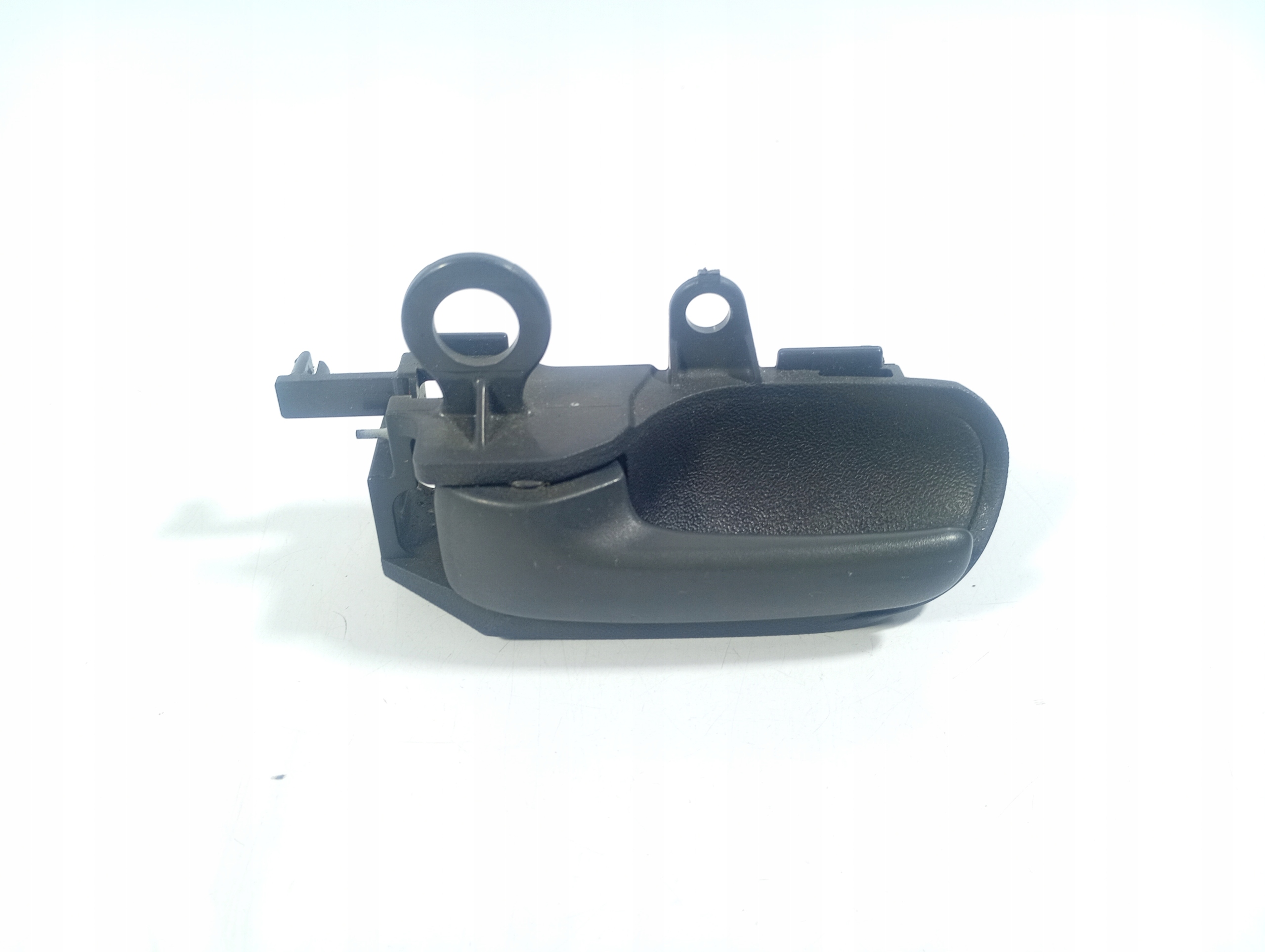 Toyota Yaris and 1 99-05 handle left inner