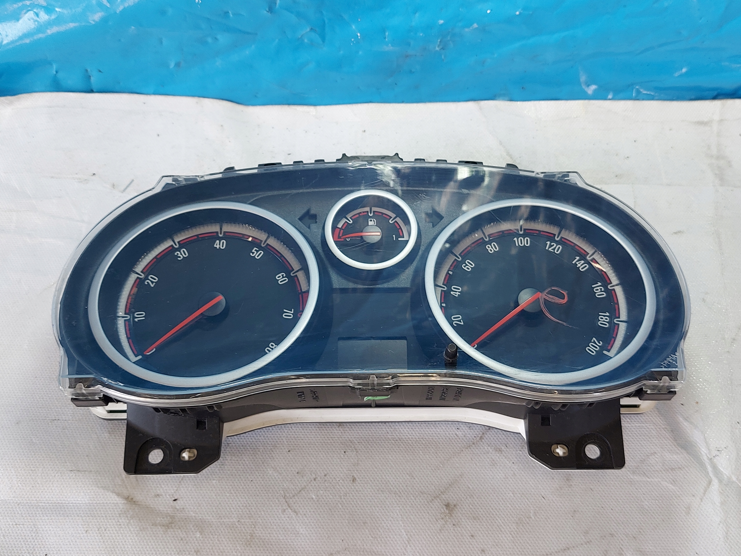 dials clock CORSA D 1.4 B P0013252152
