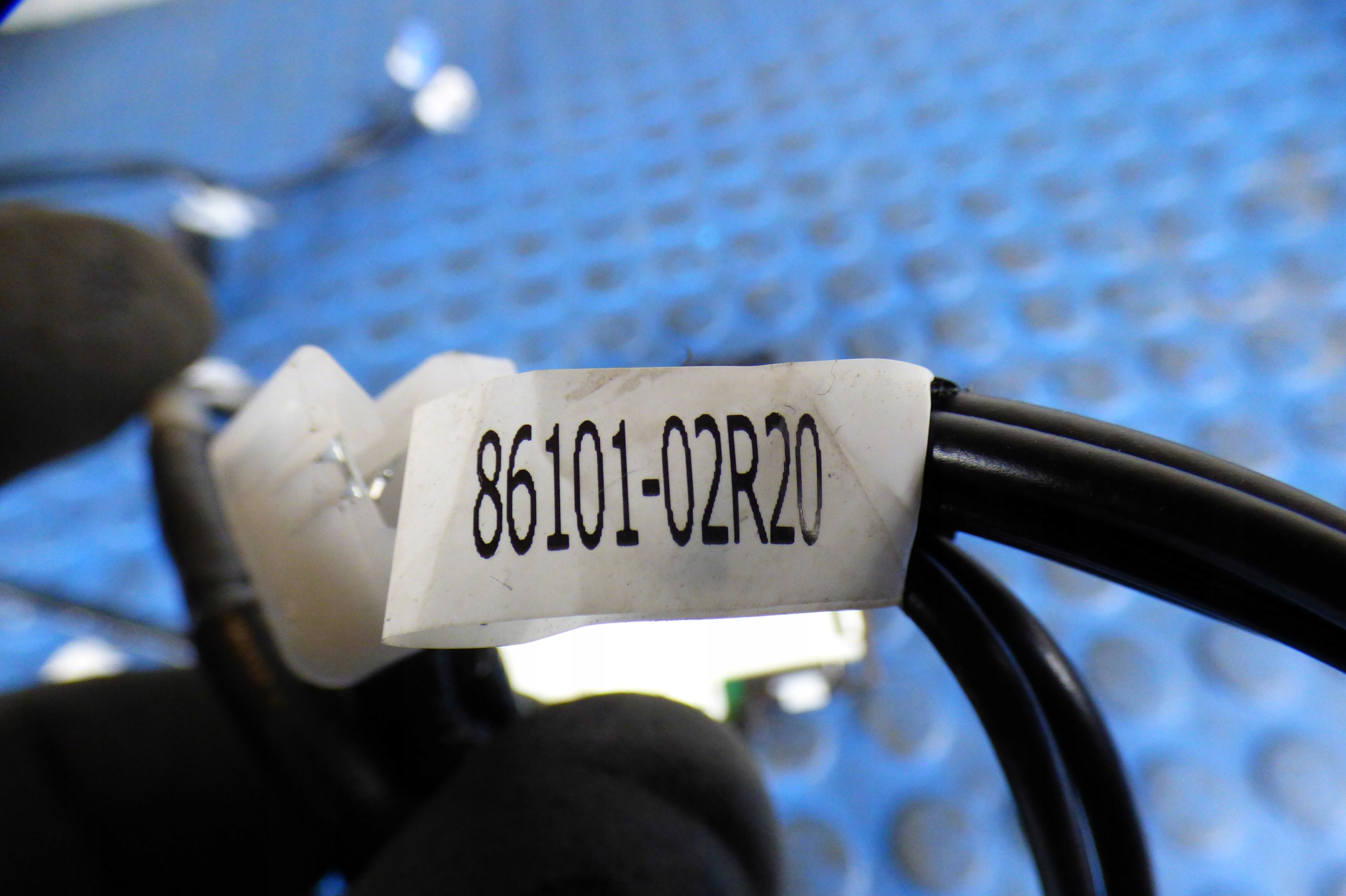 amplifier aerial gps 86101-02R20 st.BDB TOYOTA COROLLA XII E21