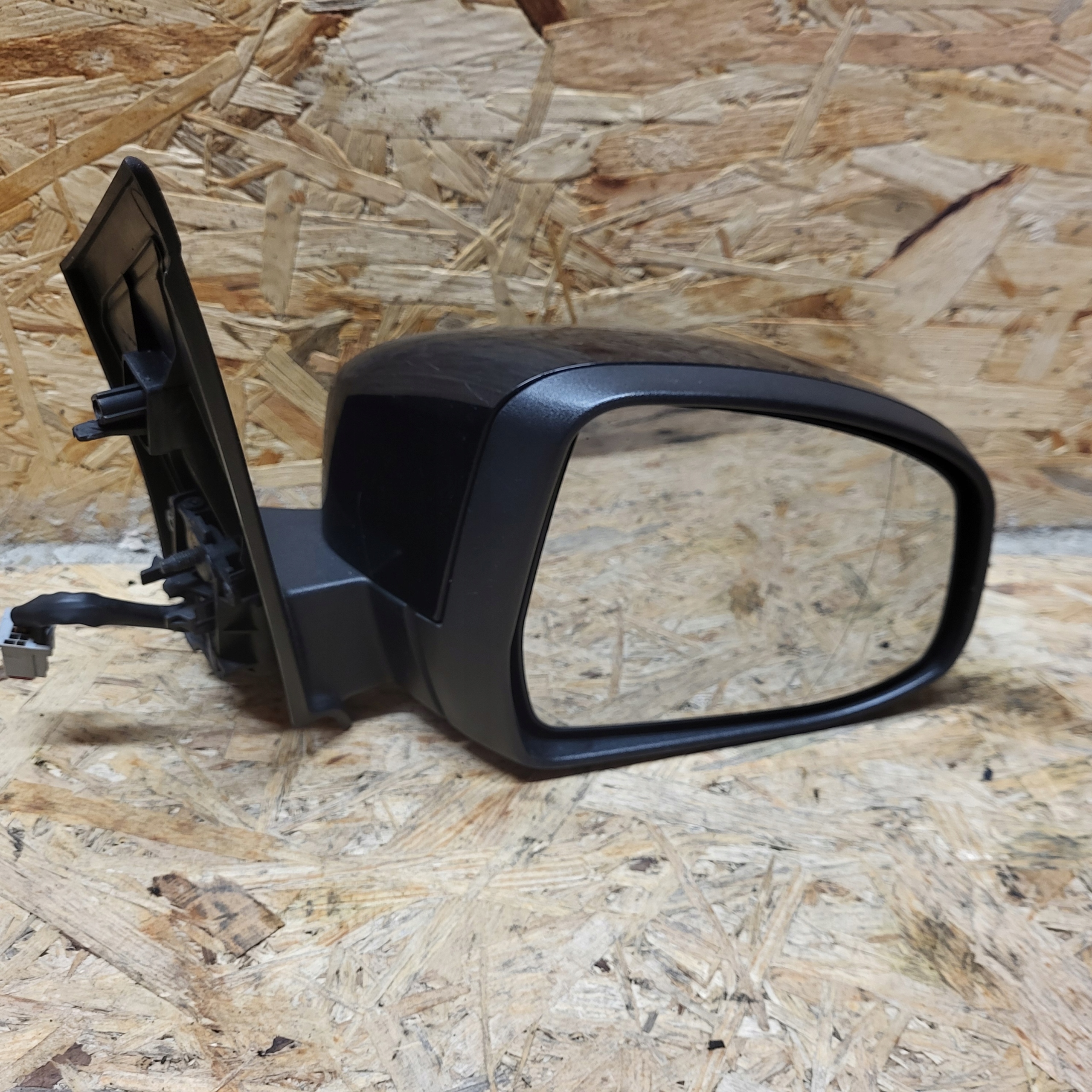 FORD FOCUS MK2 08-11R LIFT mirror right 6 vertical black,