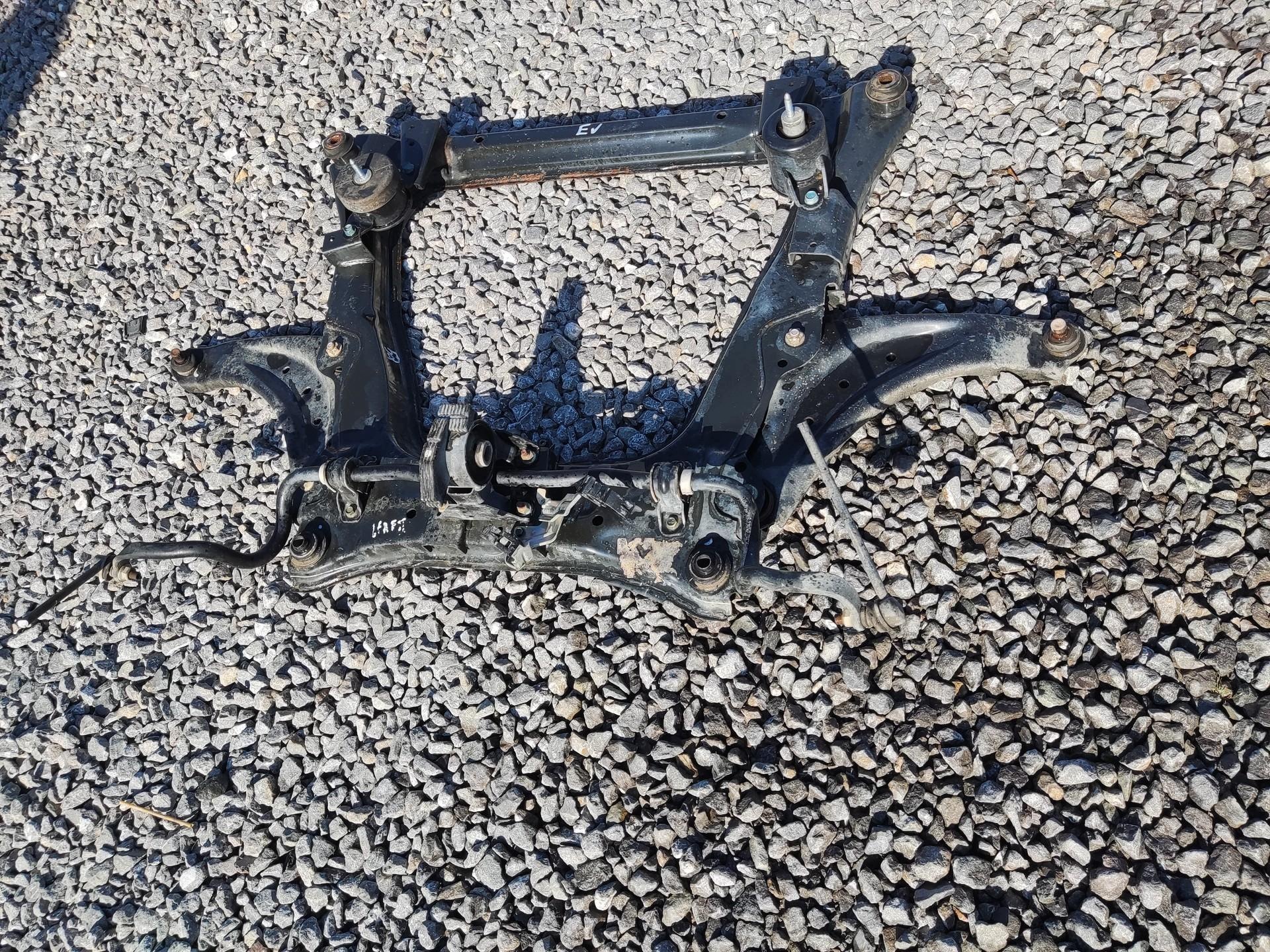 axle beam subframe front subframe of the arm NISSAN LEAF II 2017-2022