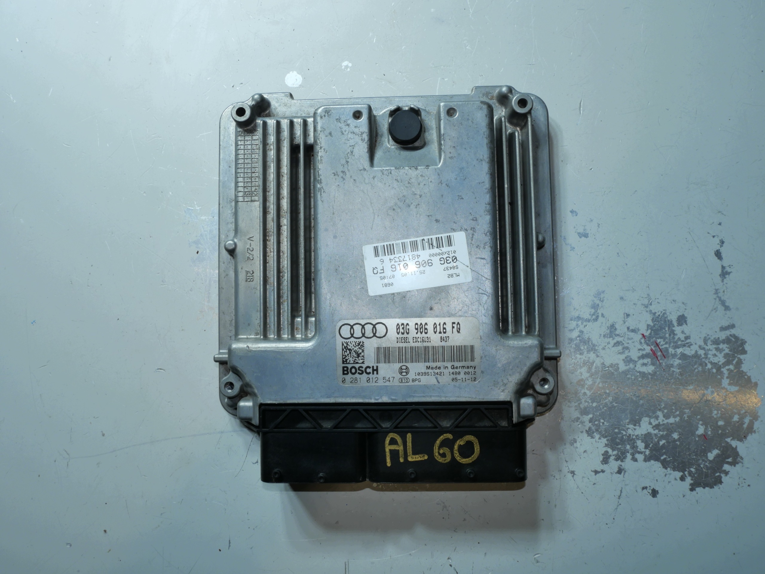 VW centralina computer 03G906016FQ