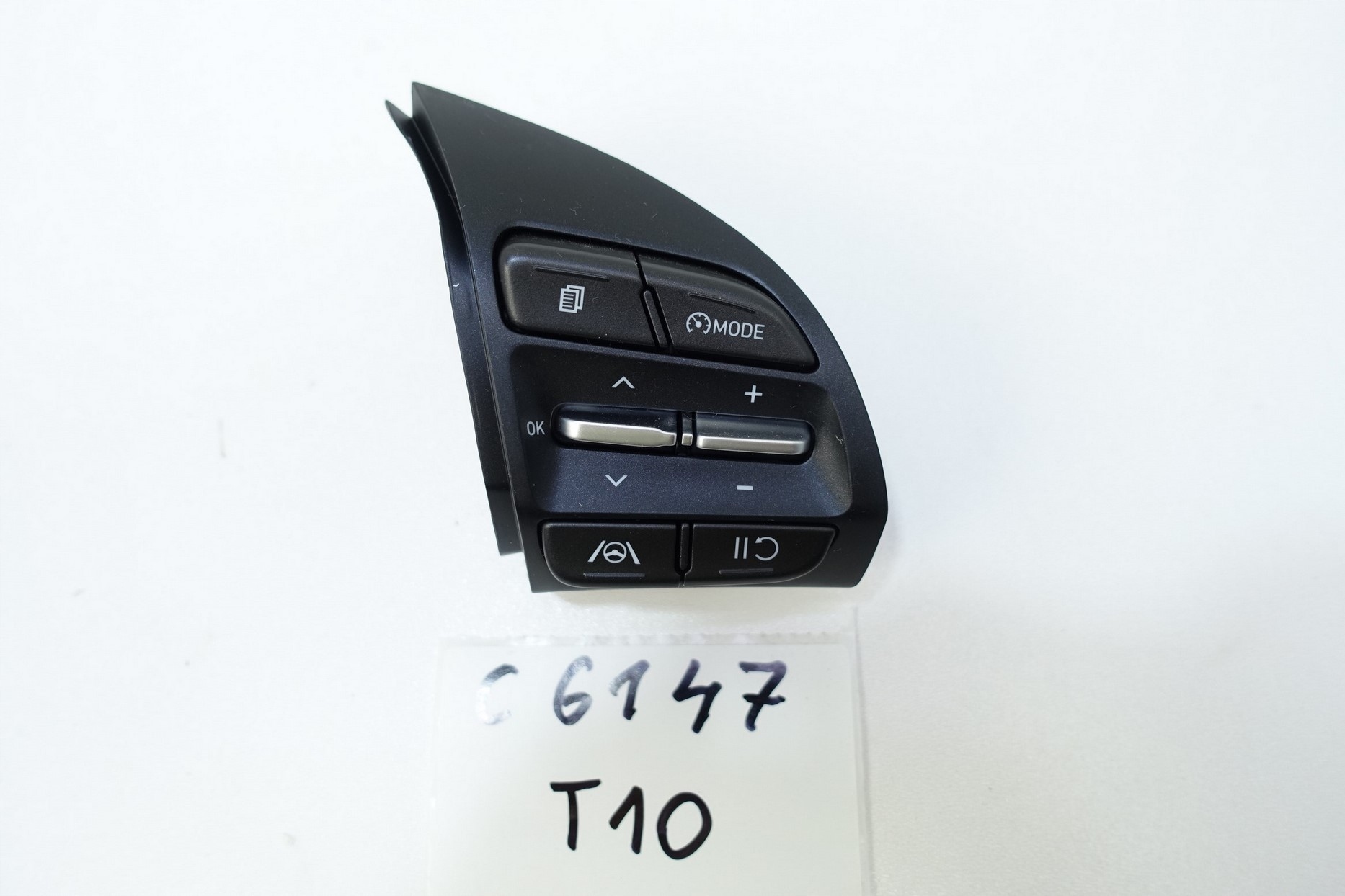 control panel switch of the steering wheel KIA