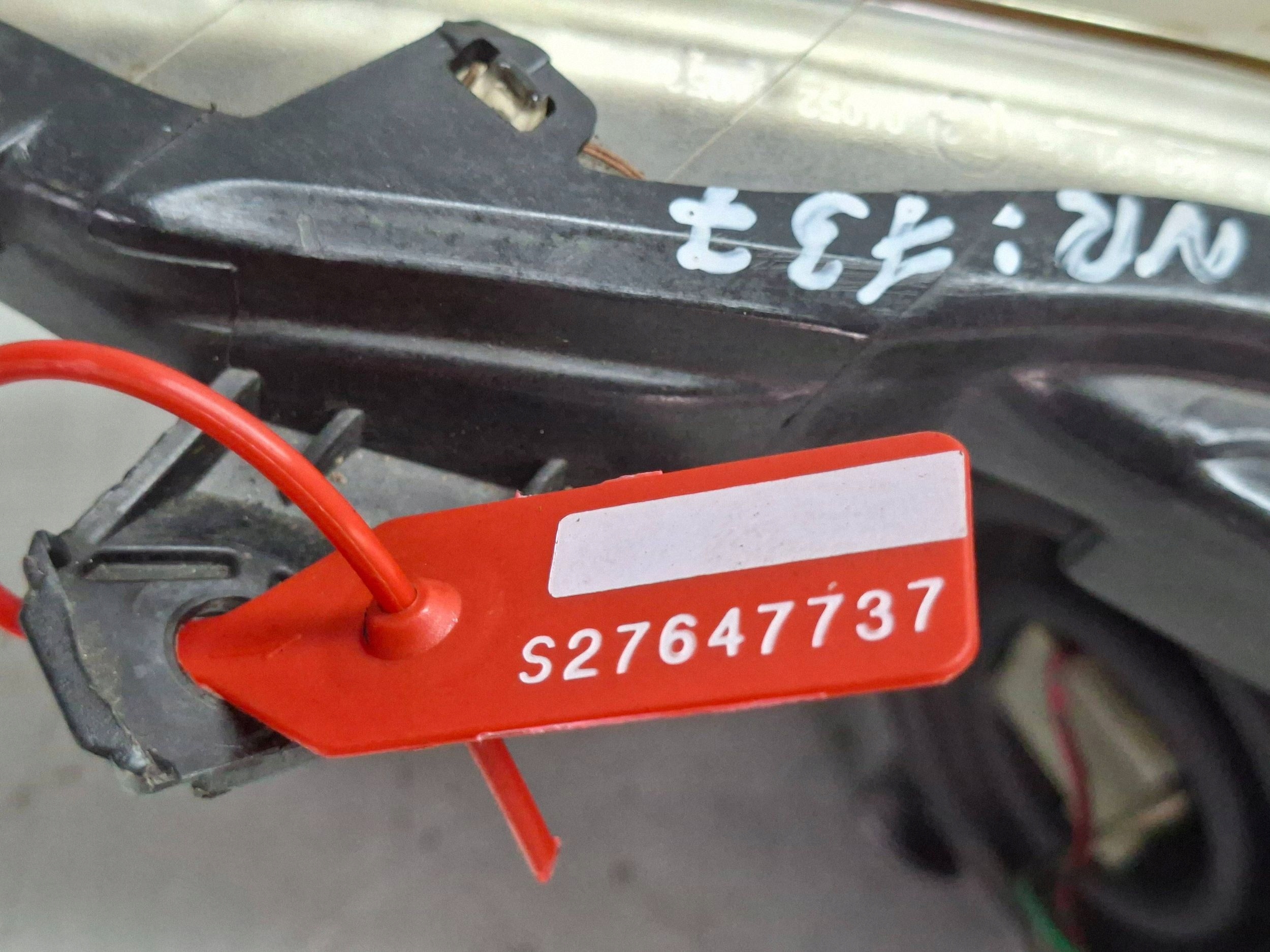 light front left 81170-0H030 PEUGEOT 107 2005