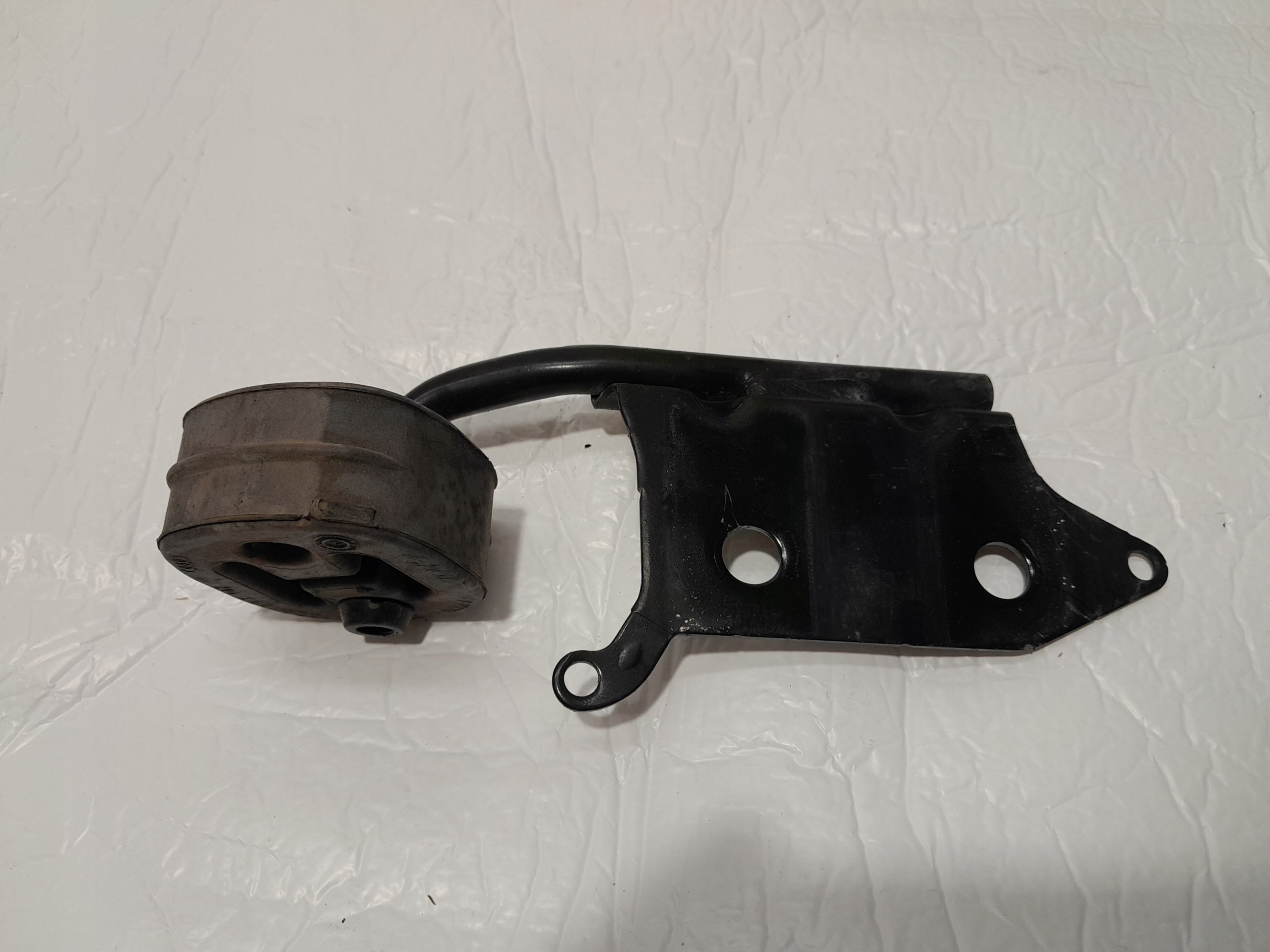 AUDI Q5 80A Support plaque Support TLUMIKA 80A253144E