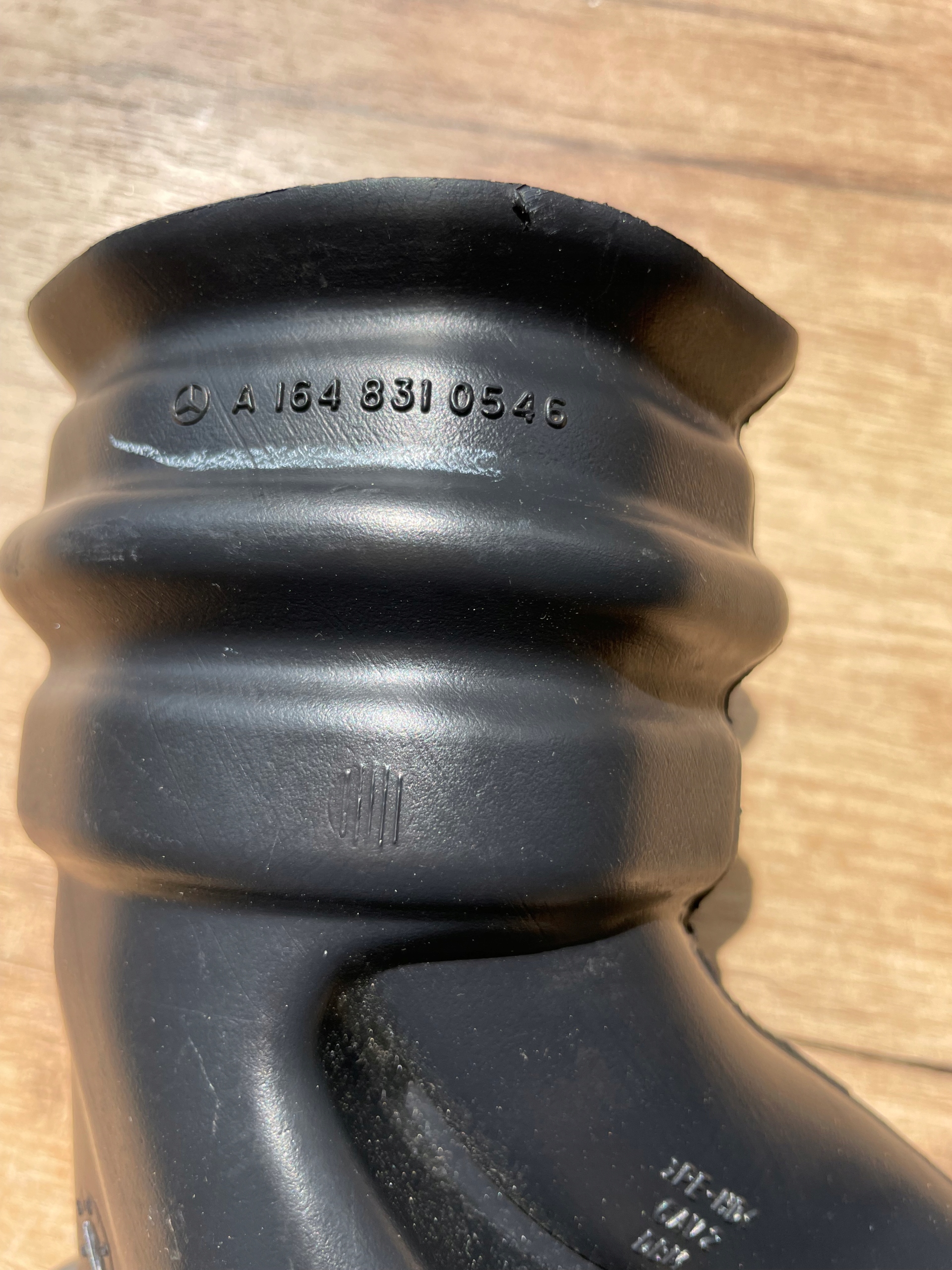 MERCEDES ML W164 pipe air hose A1648310546
