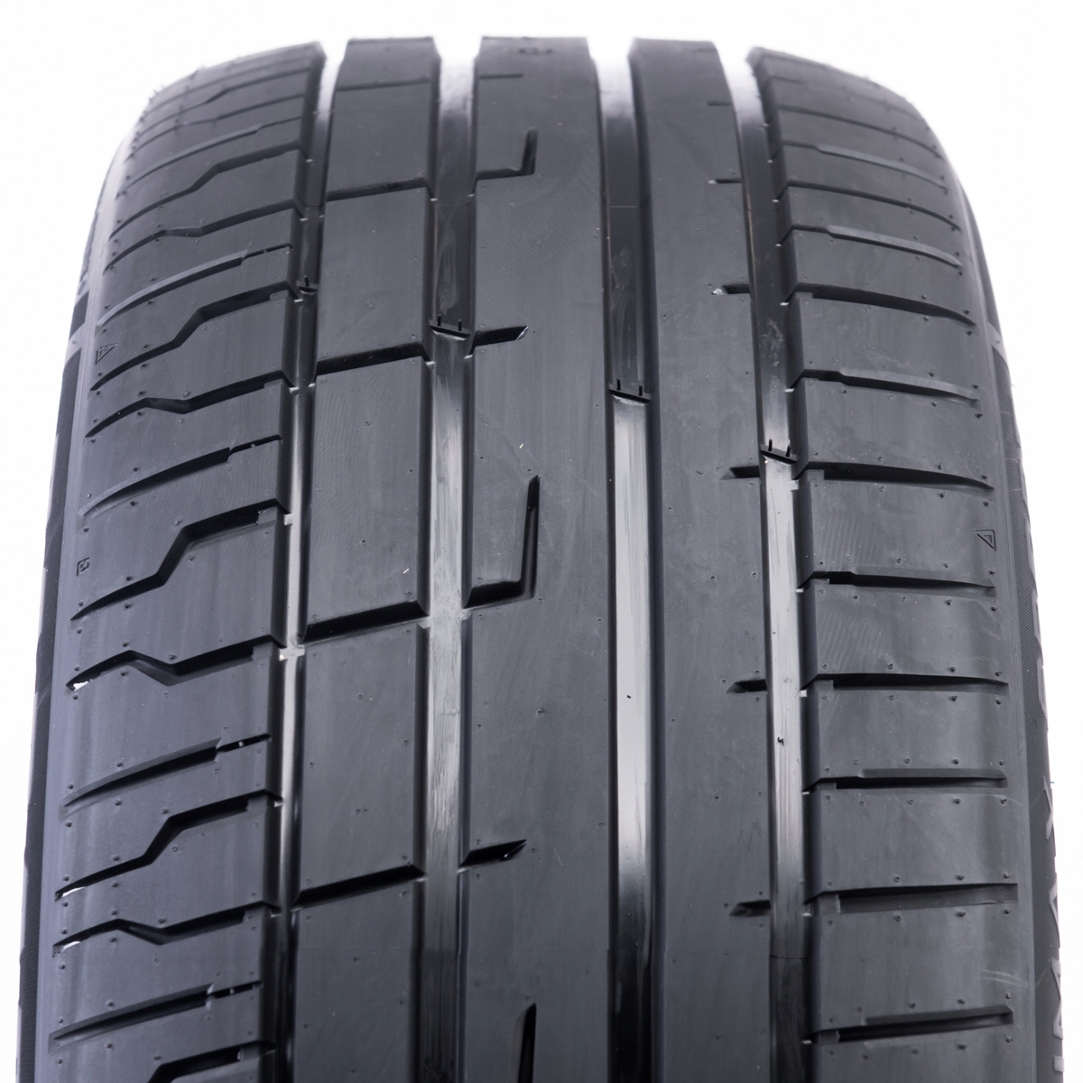 1x Letní Pneumatika 225/50R18 Radar Dimax Sport 99Y
