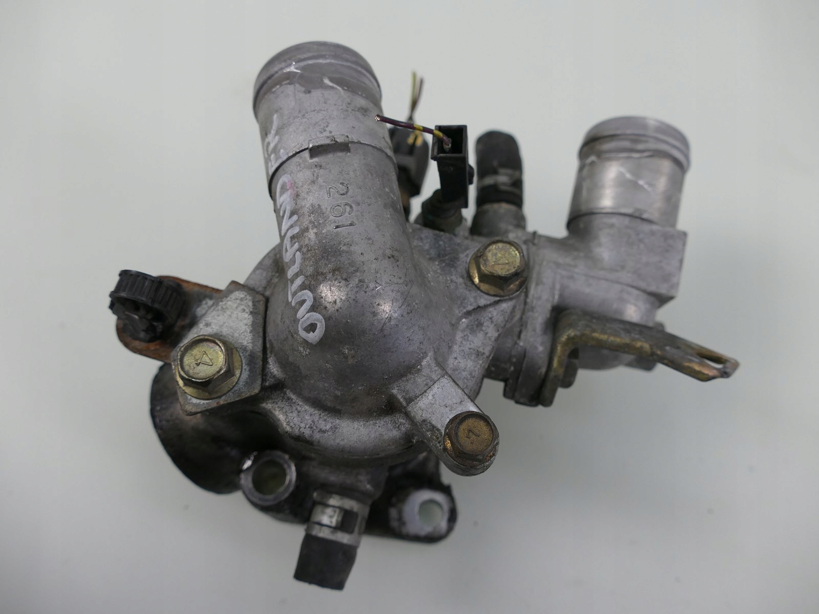 MITSUBISHI OUTLANDER І 2.0 T КОРПУС ТЕРМОСТАТА