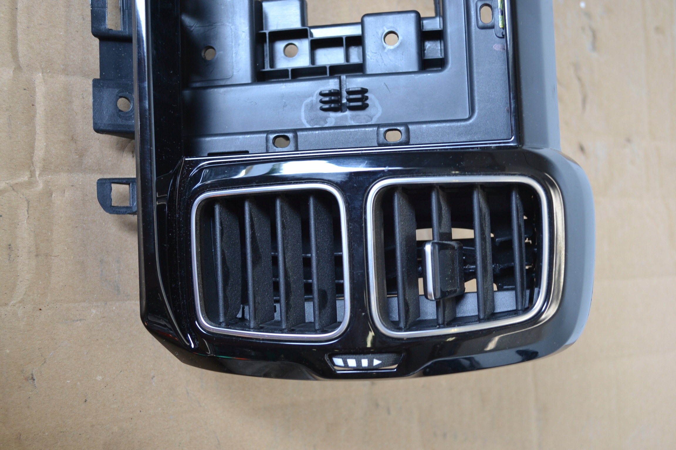 CITROEN C5 AIRCROSS Châssis Console RADIA 9817076477