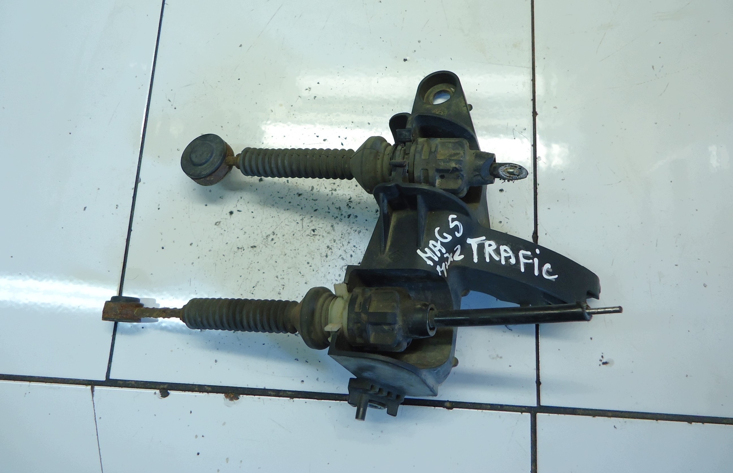 RENAULT TRAFIC III halter halter LINEK