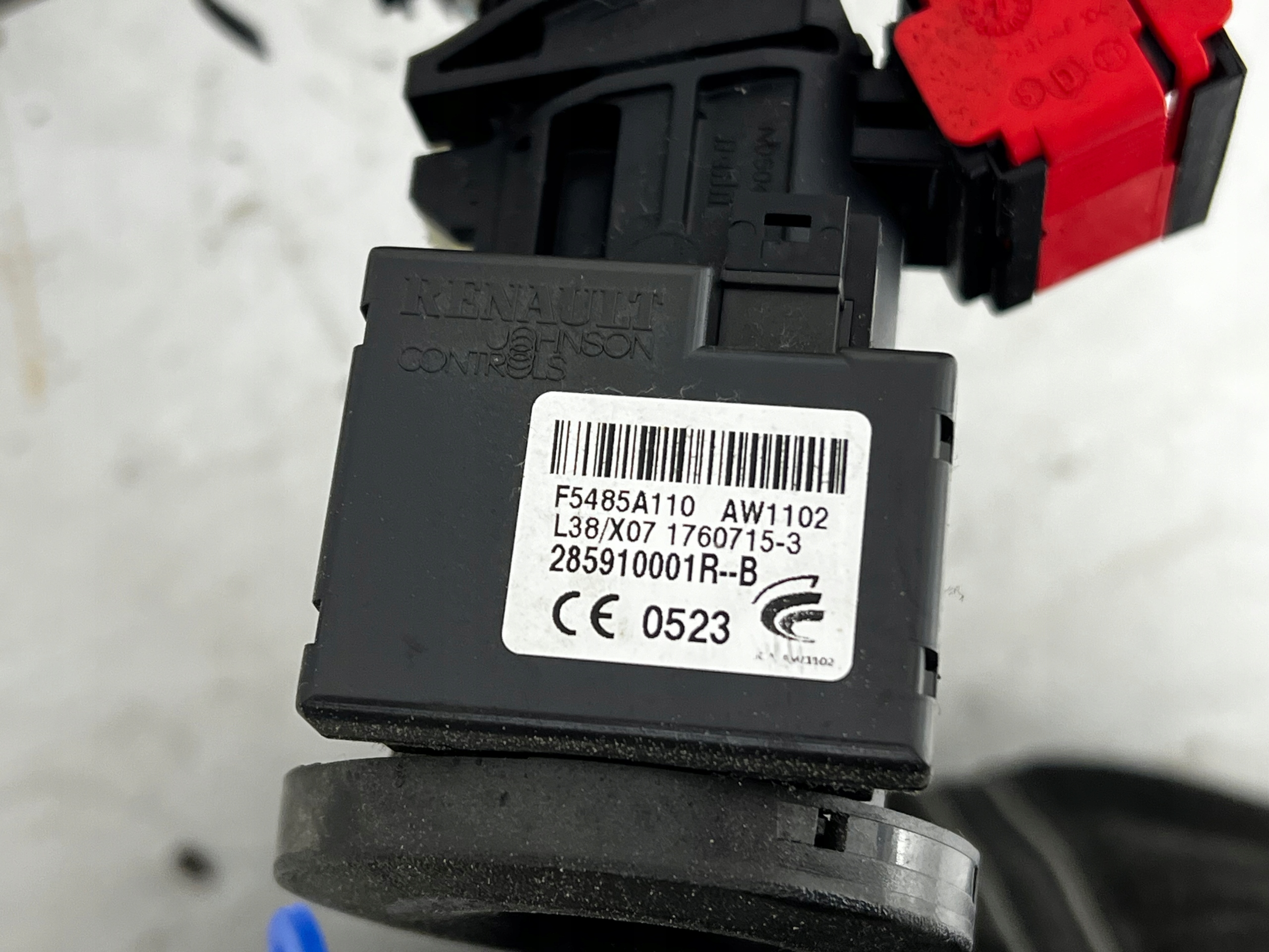 ignition + key + steering rod RENAULT TRAFIC III VIVARO B 285910001R