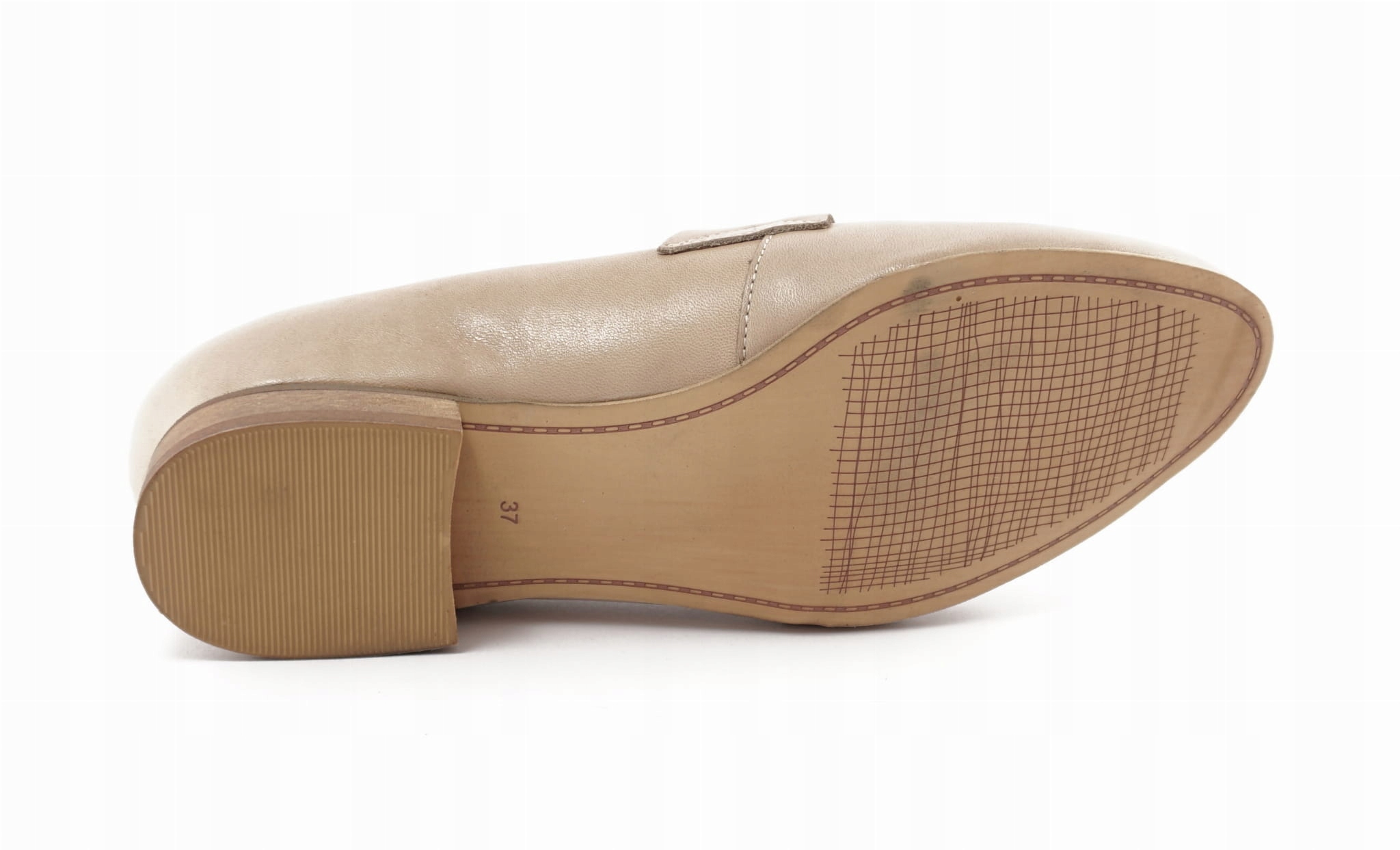 MOKASYNY PREDO 751 BEŻ 131 R39 Cechy dodatkowe brak