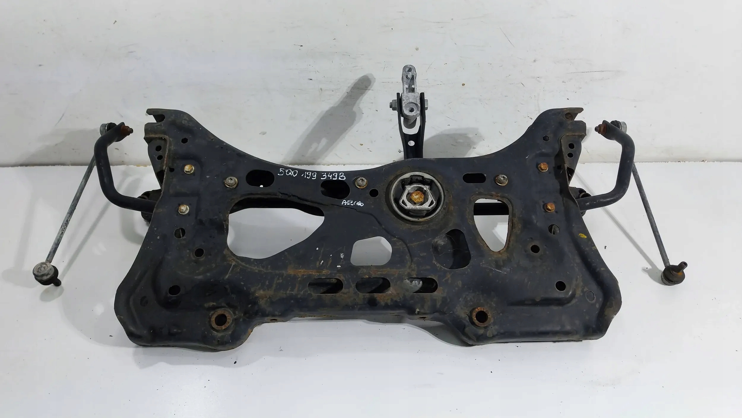 axle beam subframe axle beam 5Q0199349B Vw Golf VII 12