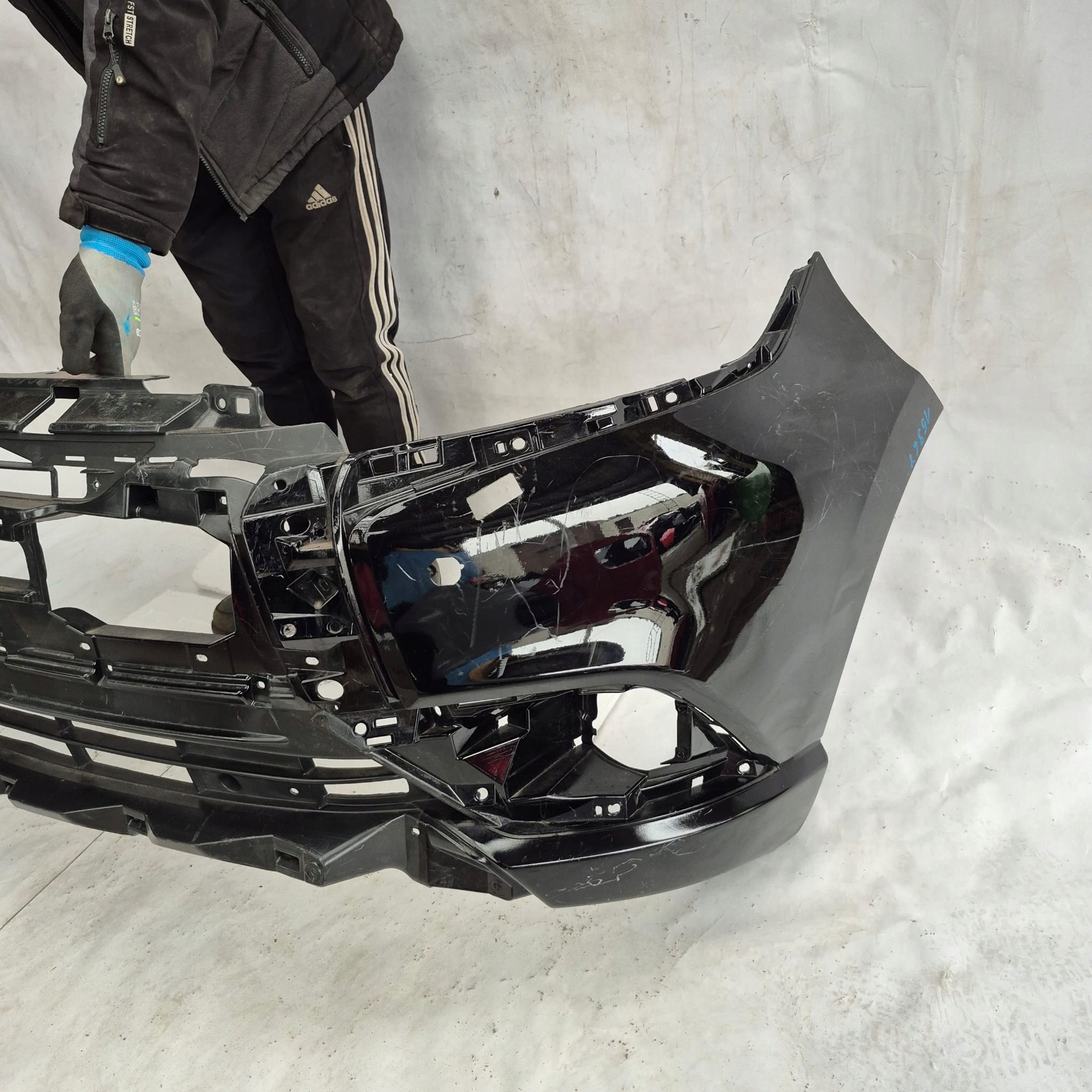 MITSUBISHI OUTLANDER III 3 LIFT 15-18 bumper front front washer PDC