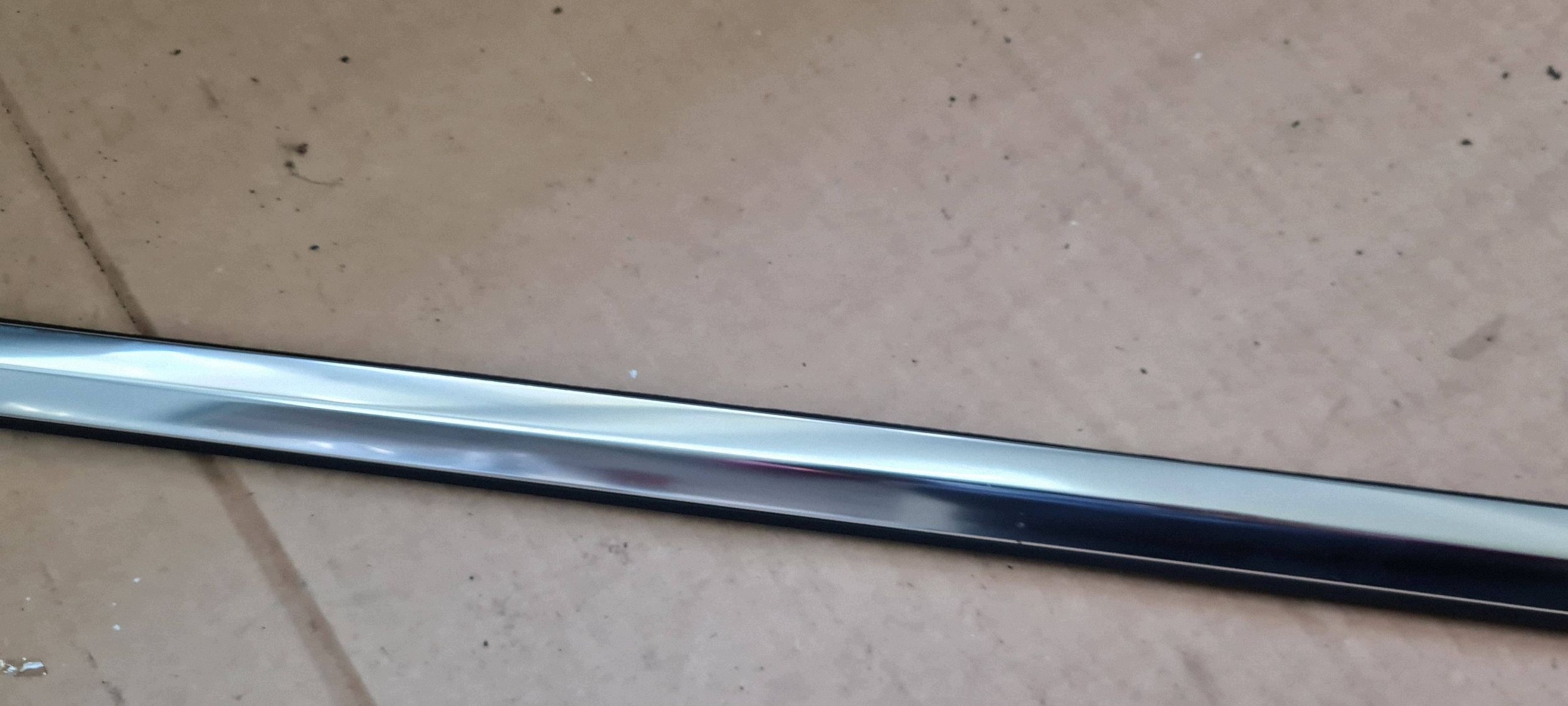 S7 A7 4K moulding dust door right right front CHROM 4K8837476 2ZZ