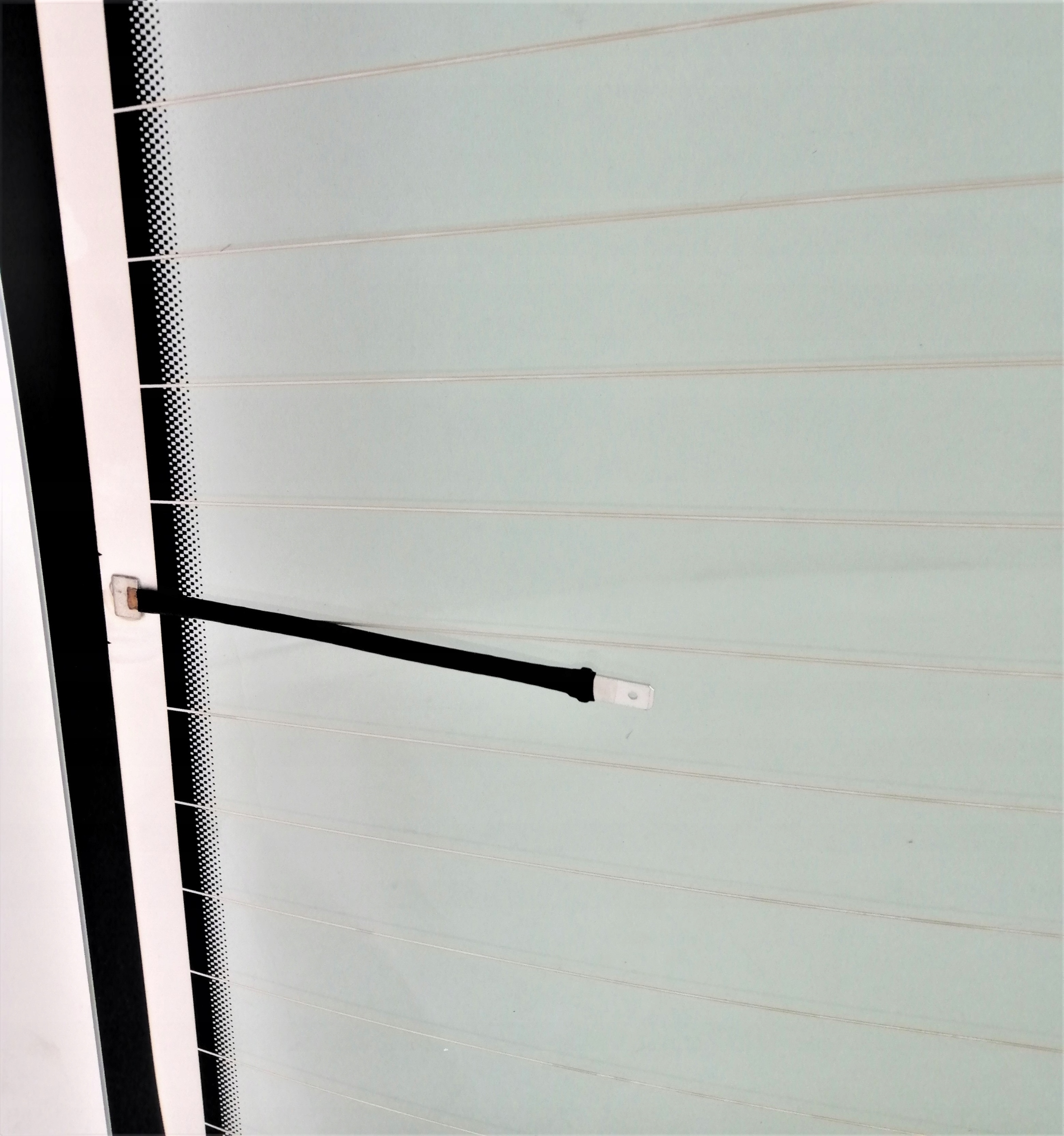 SZYBA TYLNA CAŁA W KLAPĘ TYŁ VW TRANSPORTER T5 03- Numer katalogowy części 0138