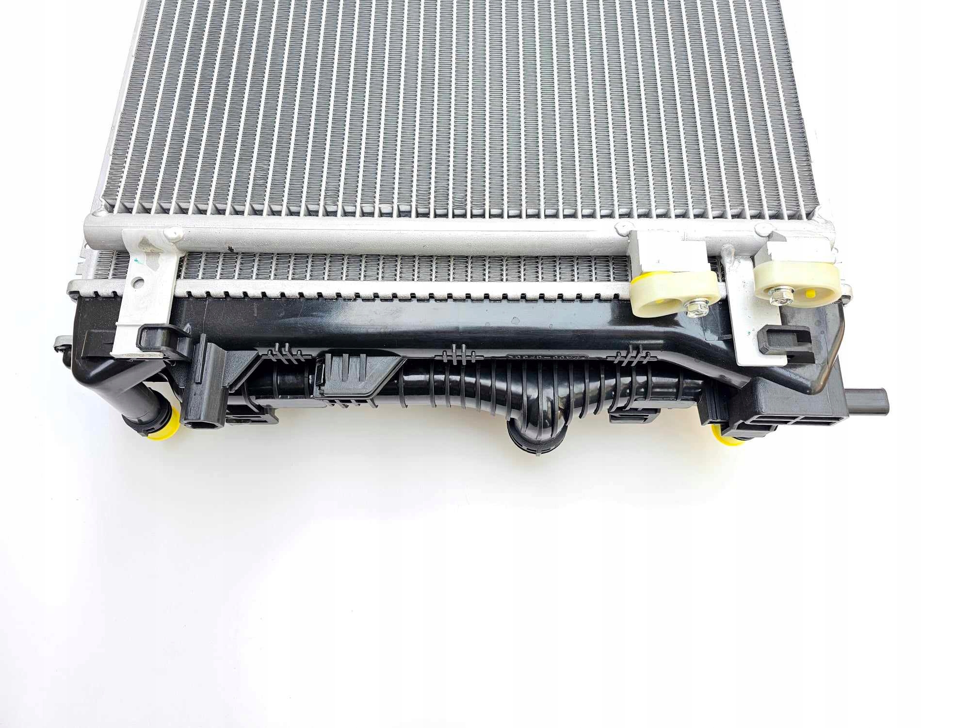 Komplet Chłodnic Audi A3 8Y Audi A3 8V TDI Waga produktu z opakowaniem jednostkowym 12.6 kg