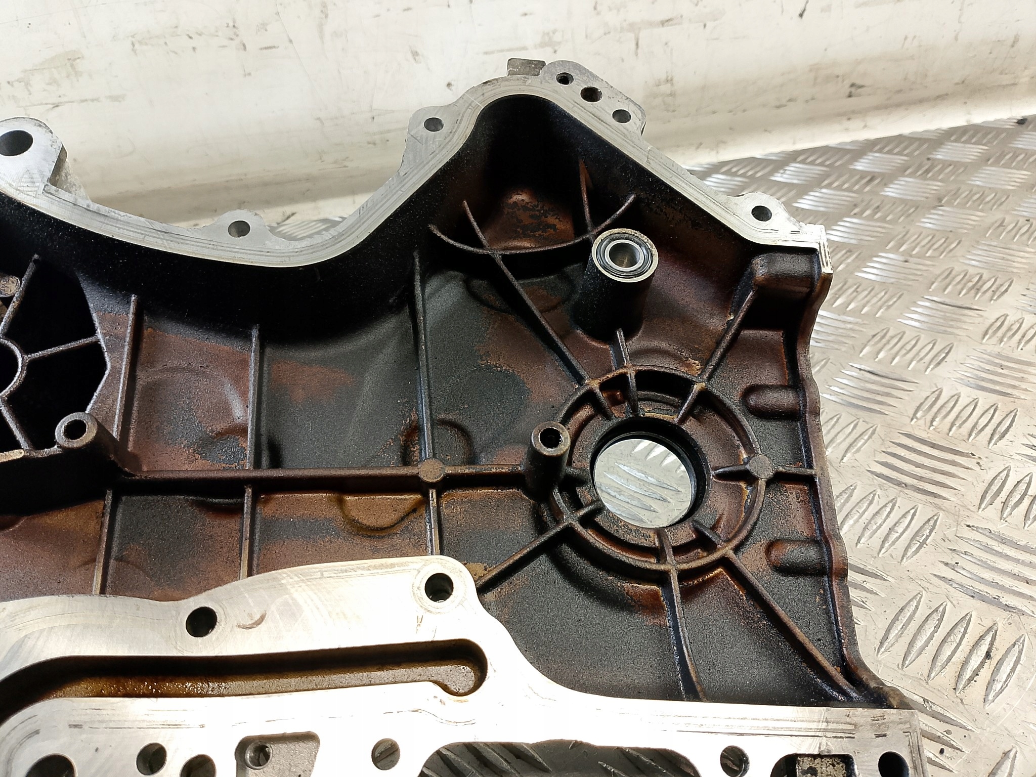 Couvercle carter distribution VW GOLF V 5 1.6 B 03C 109 211 G