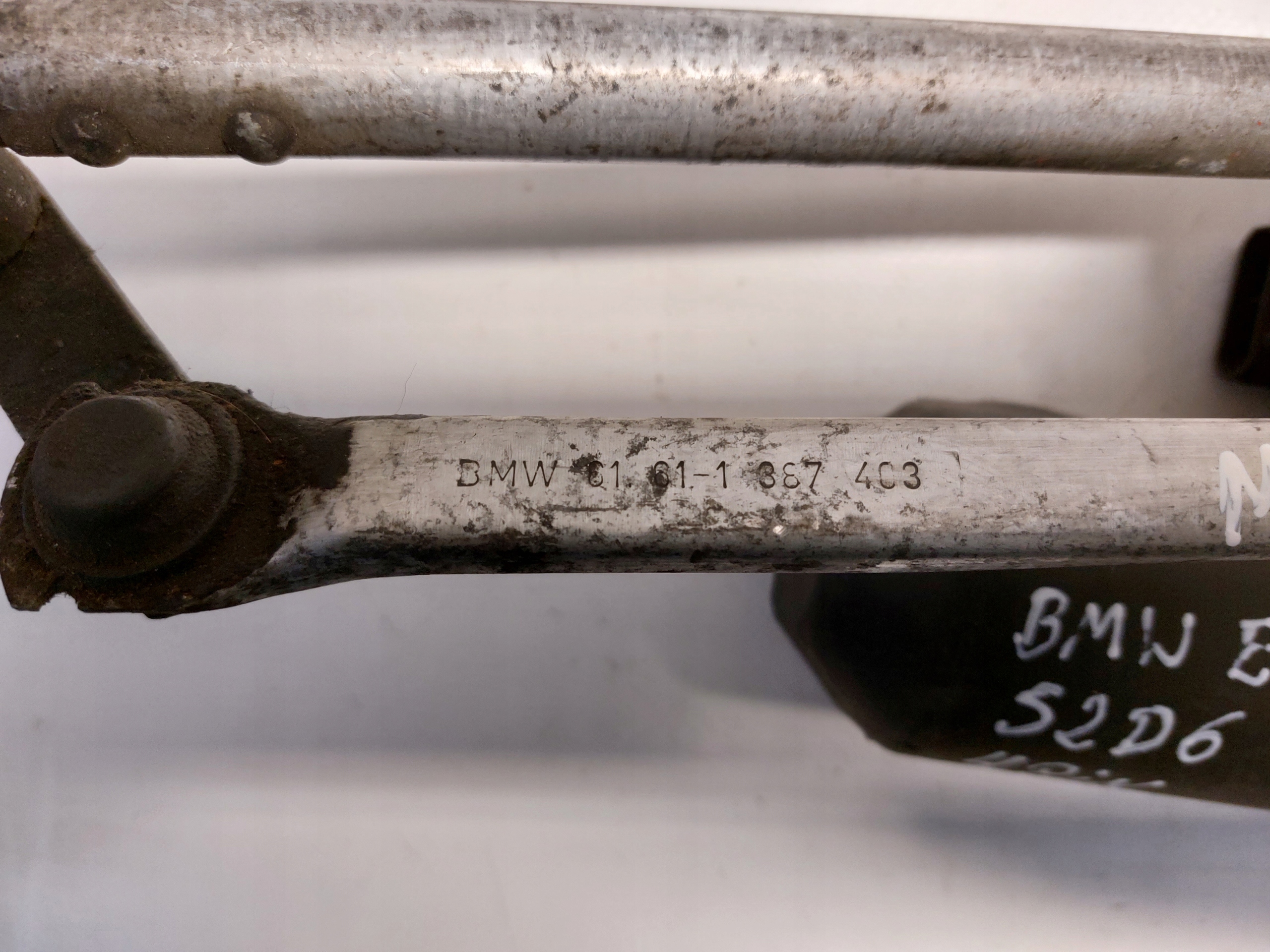 BMW SERIA 3 E36 wiper mechanism front 4 PIN