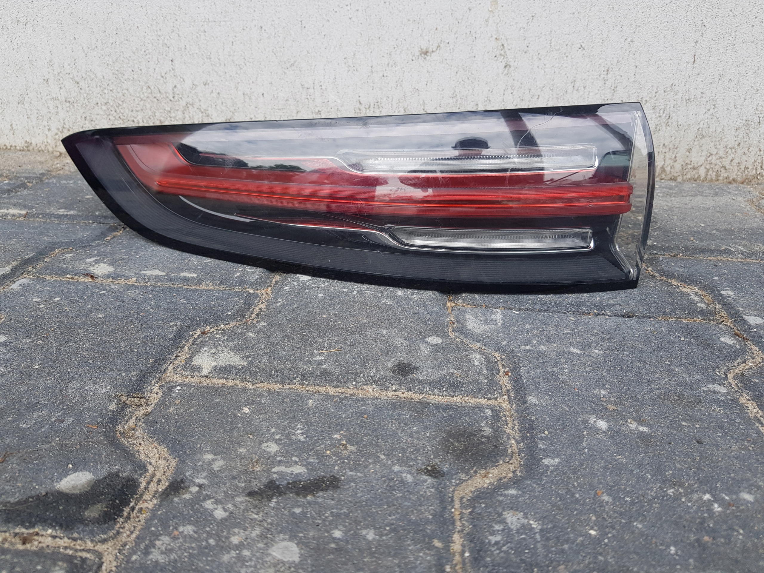 Porsche Cayenne 9YA Rückleuchte 9Y0945095M Rearlamp - Thumbnail 1