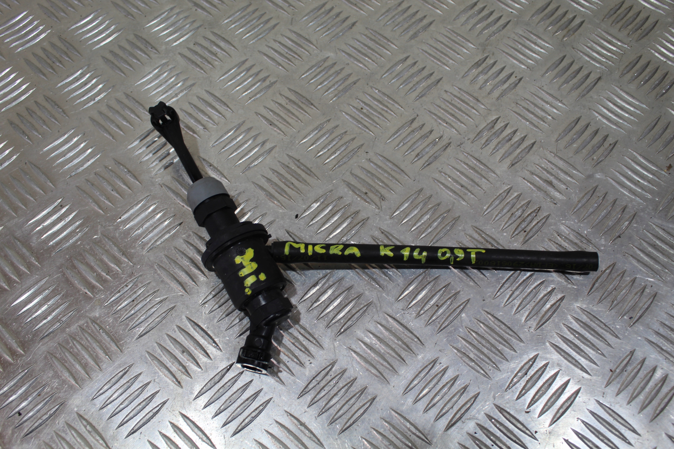 pumpa spojky MICRA V 5 K14 306011H60A
