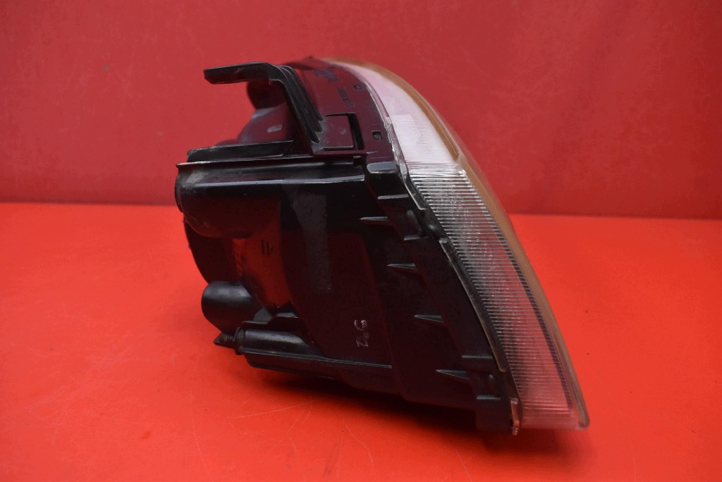 REFLEKTOR left light front EU 92101-2F0 KIA CERATO 1 and 04-06