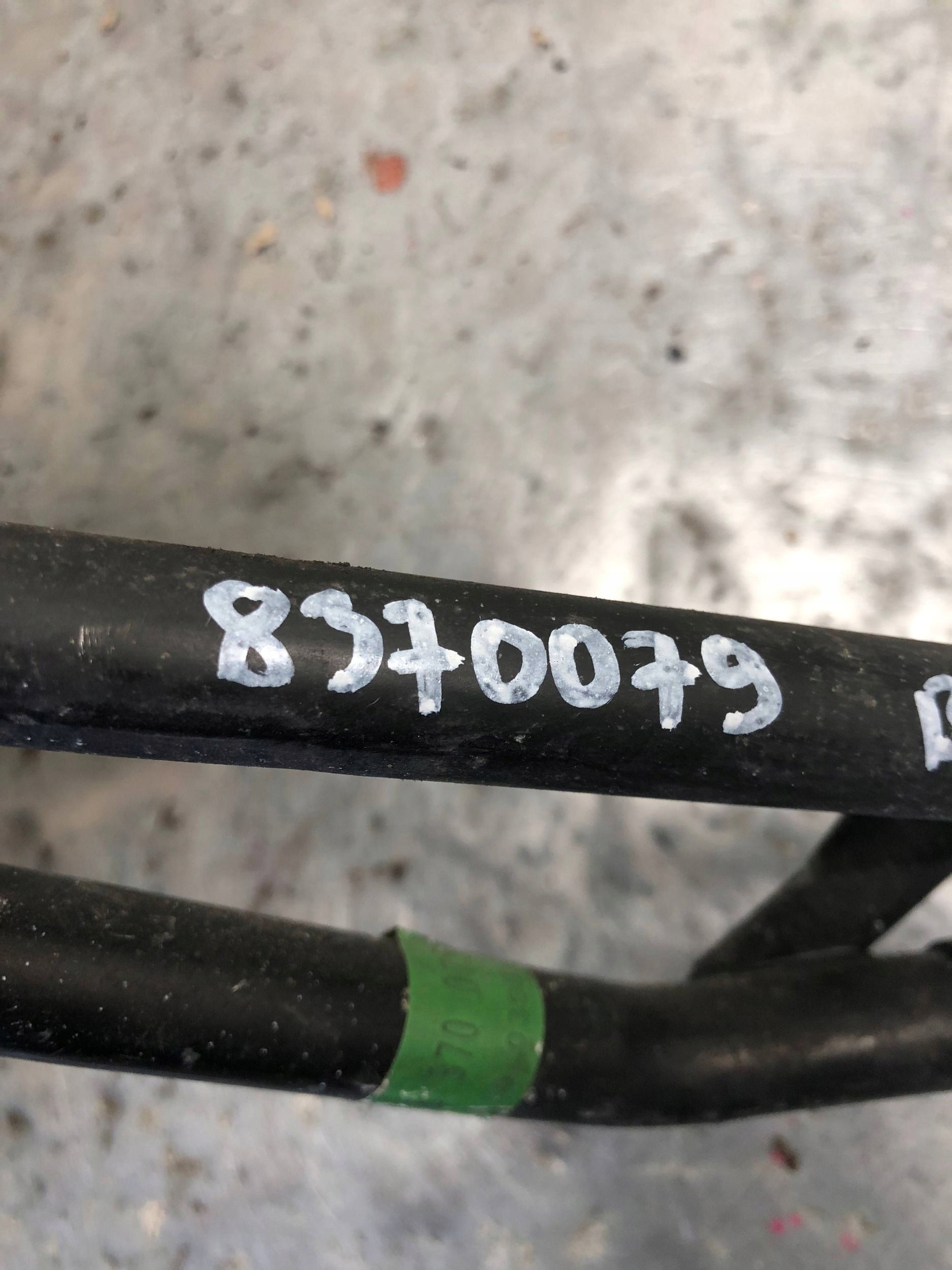 cijev prijenos interkulera BMW E46 6902882 8370079