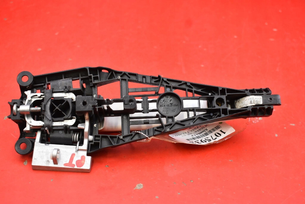 handle right rear part rear GYN OPEL MOKKA A 12-15
