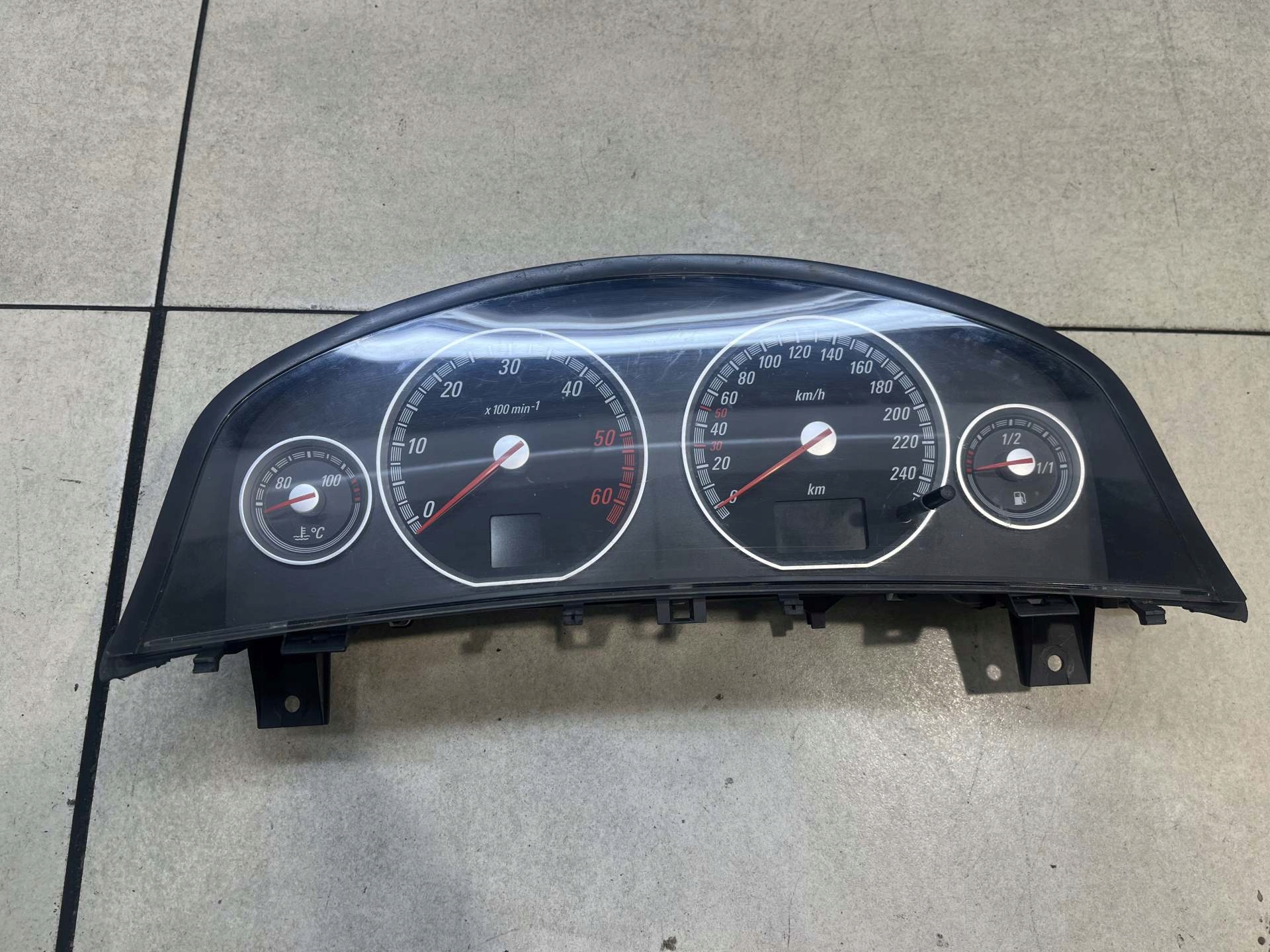 dials clock OPEL VECTRA C 2.0 DTI 13144230UF