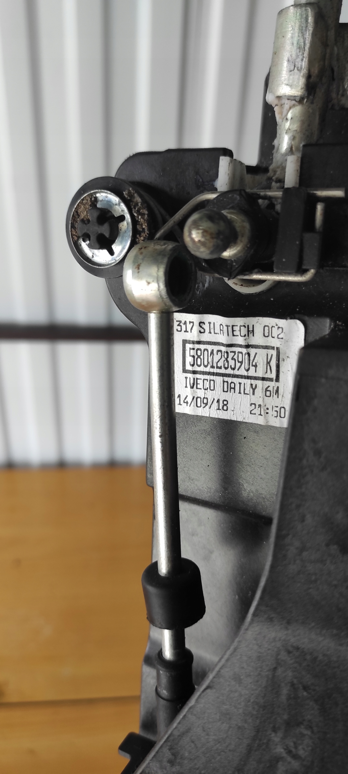 Schalthebel Schalt getriebe IVECO DAILY 14- 5801283904K