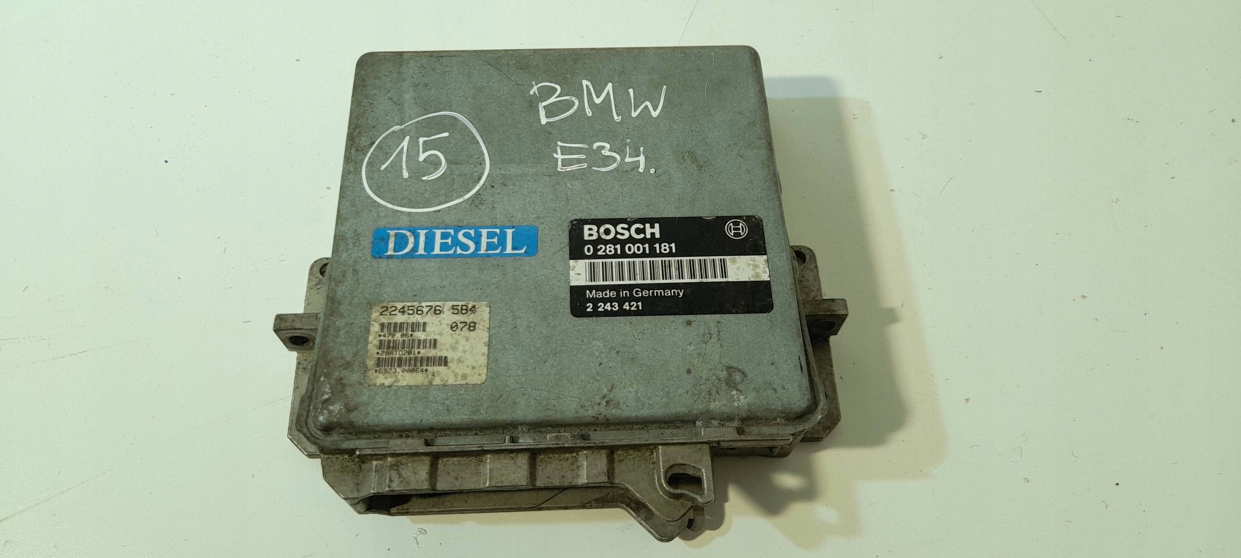 BMW 5 E34 2,5TDS control unit of the engine 0281001181 (15)