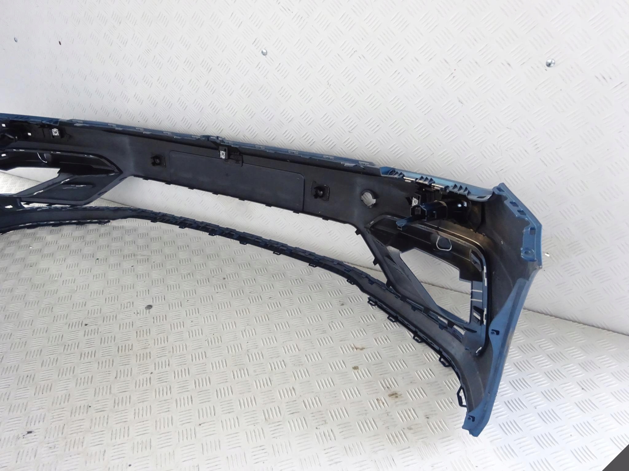 VW TOURAN 5TA 15- R-LINE ZDERZAK PRZÓD *PDC/SPRYSK Jakość części (zgodnie z GVO) Q - oryginał z logo producenta części (OEM, OES)