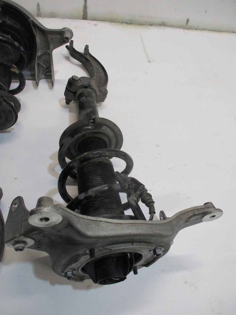 shock absorber PORSCHE MACAN TURBO 3,5TFSI front left