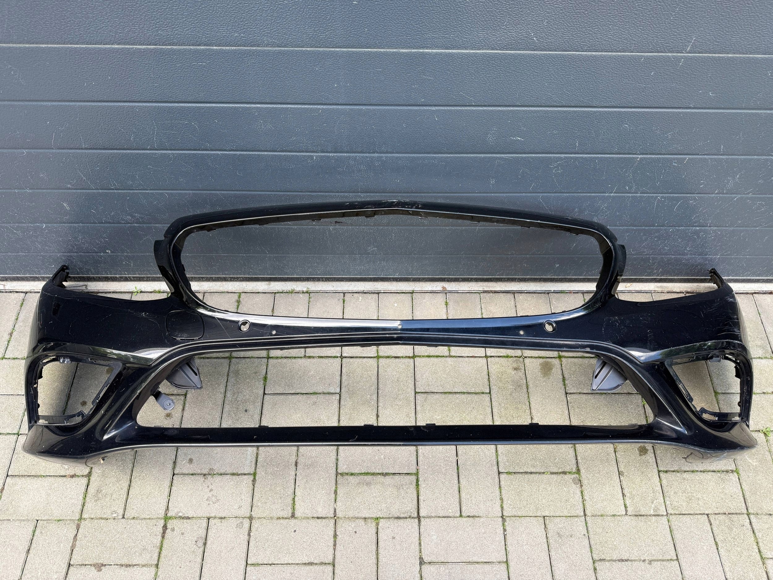 Mercedes C W205 A205 18- Lift bumper front front