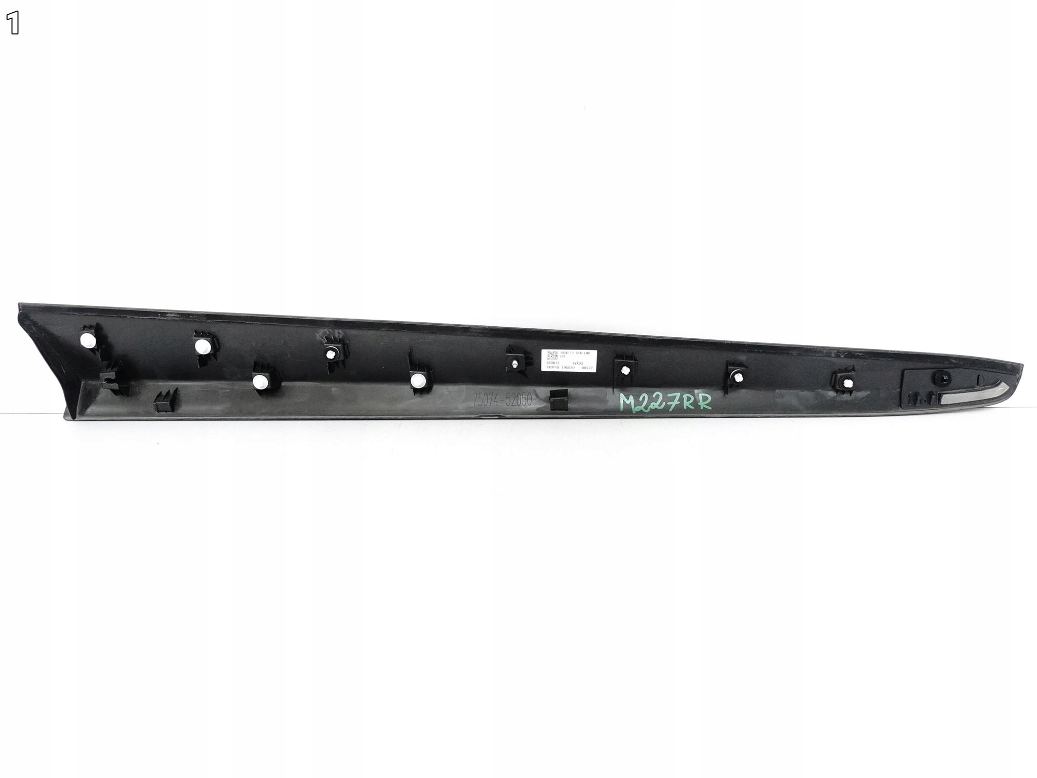 LEXUS LBX 23- lower moulding cover for door left front originál