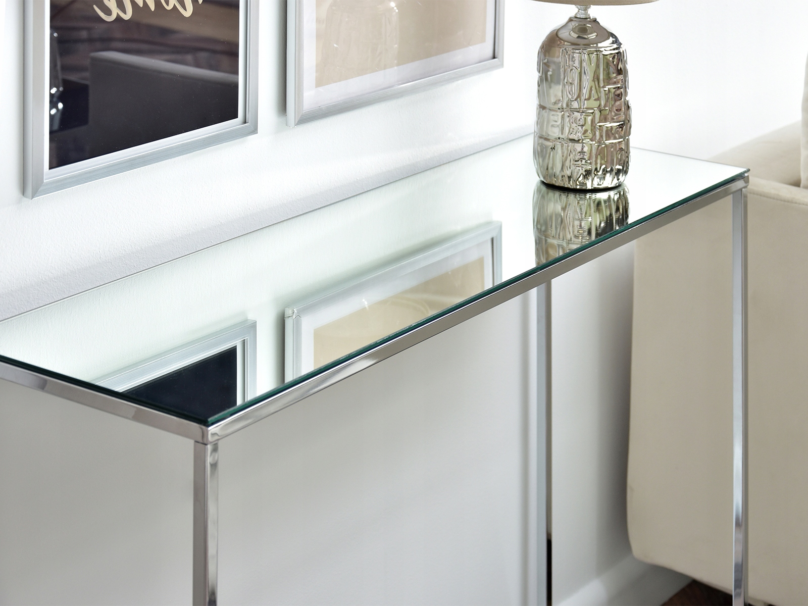 LUSTRZANA KONSOLA DO SALONU W STYLU GLAMOUR BALI CHROM POŁYSK BALT LUSTRO Kolor mebla inny kolor