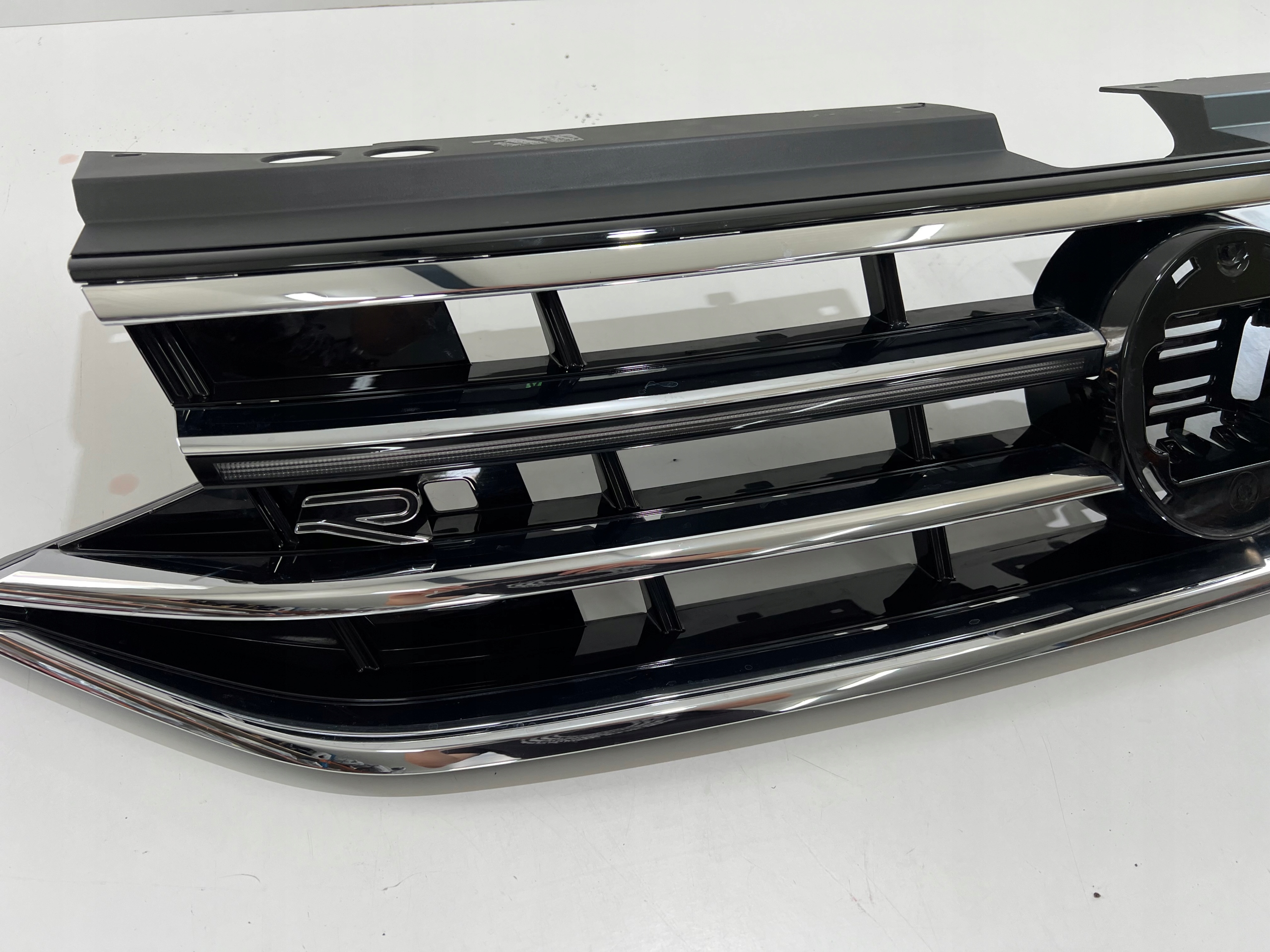 VW Tiguan Kühlergrill FRONTGRILL Kühlergitter 5NN853655 - Thumbnail 3