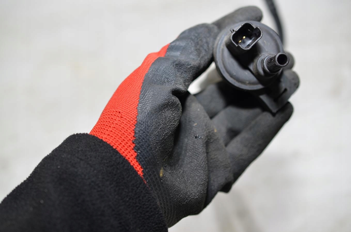 fuel line Sensor 1.2 VTI PEUGEOT 208 und