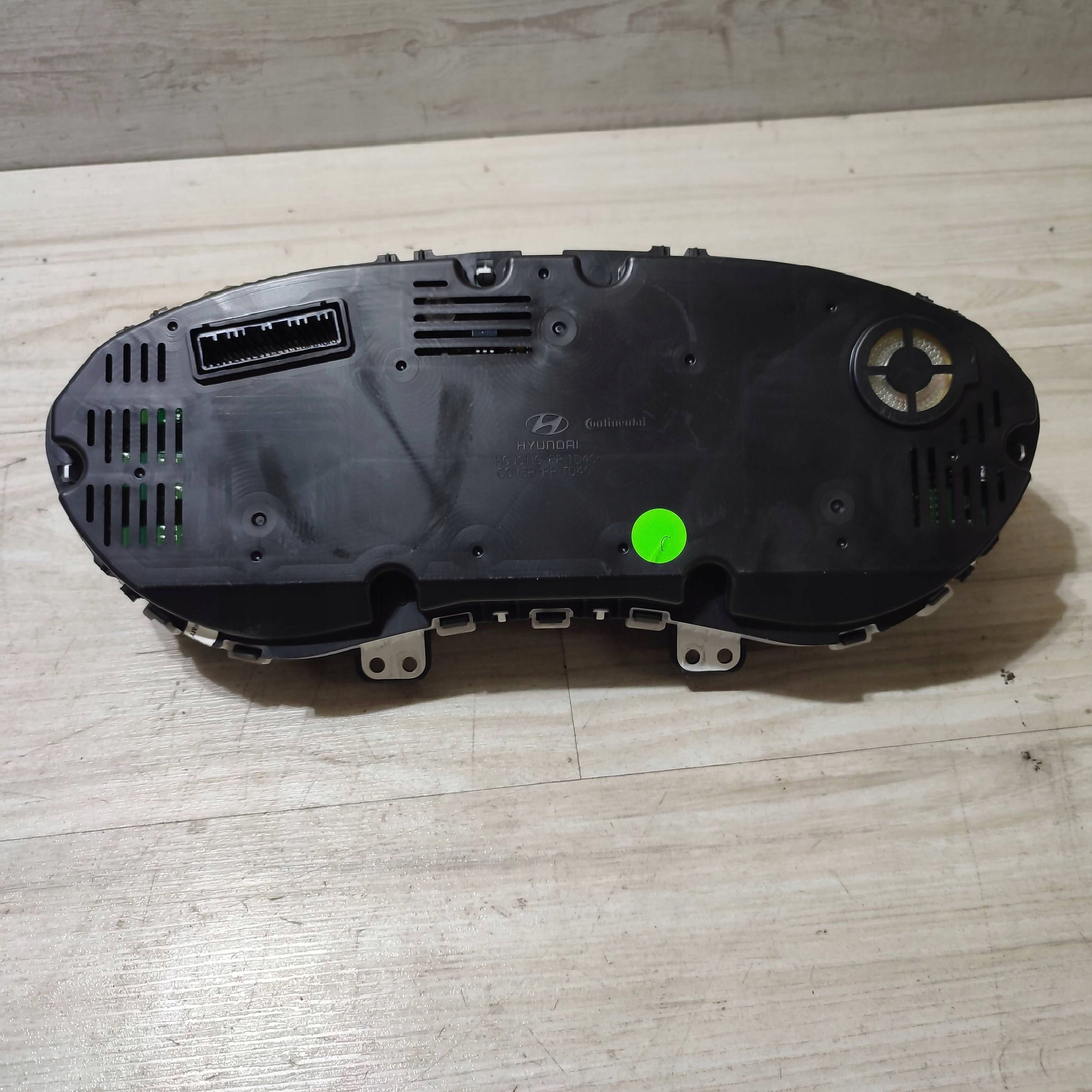 dials Hyundai i20 94003C8012